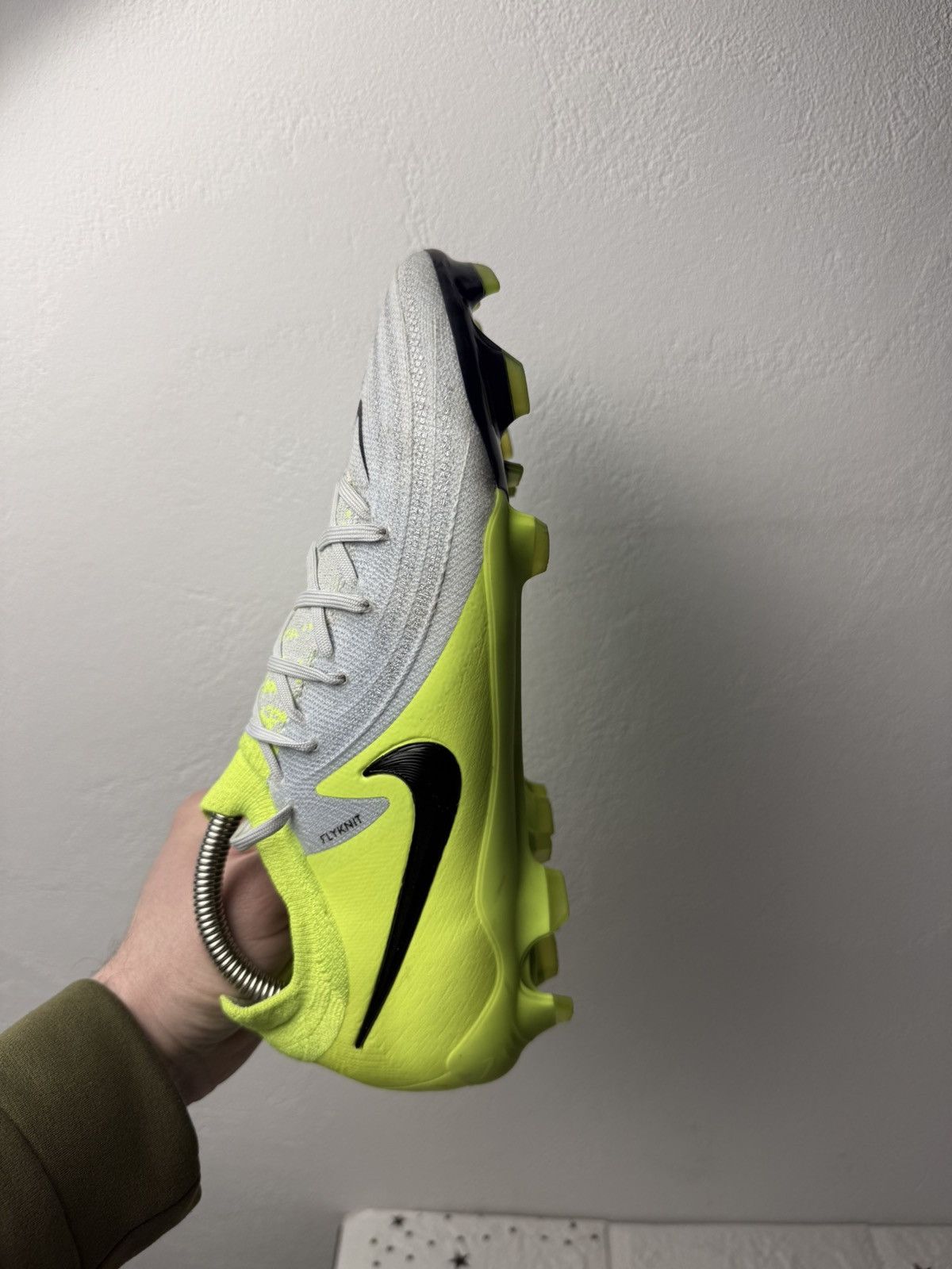 Nike Nike Phantom GX 2 Elite FG US8 UK7 EUR41 Boots FJ2563-003 Size US 8 / EU 41 - 11 Thumbnail