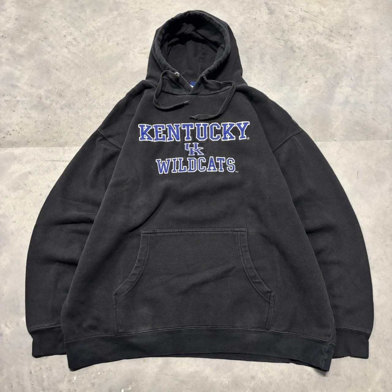 Japanese Brand × Vintage Crazy Vintage Y2K/2000s Black Kentucky Wildcats College Spellout Hoodie! Size US XL / EU 56 / 4 - 1 Thumbnail