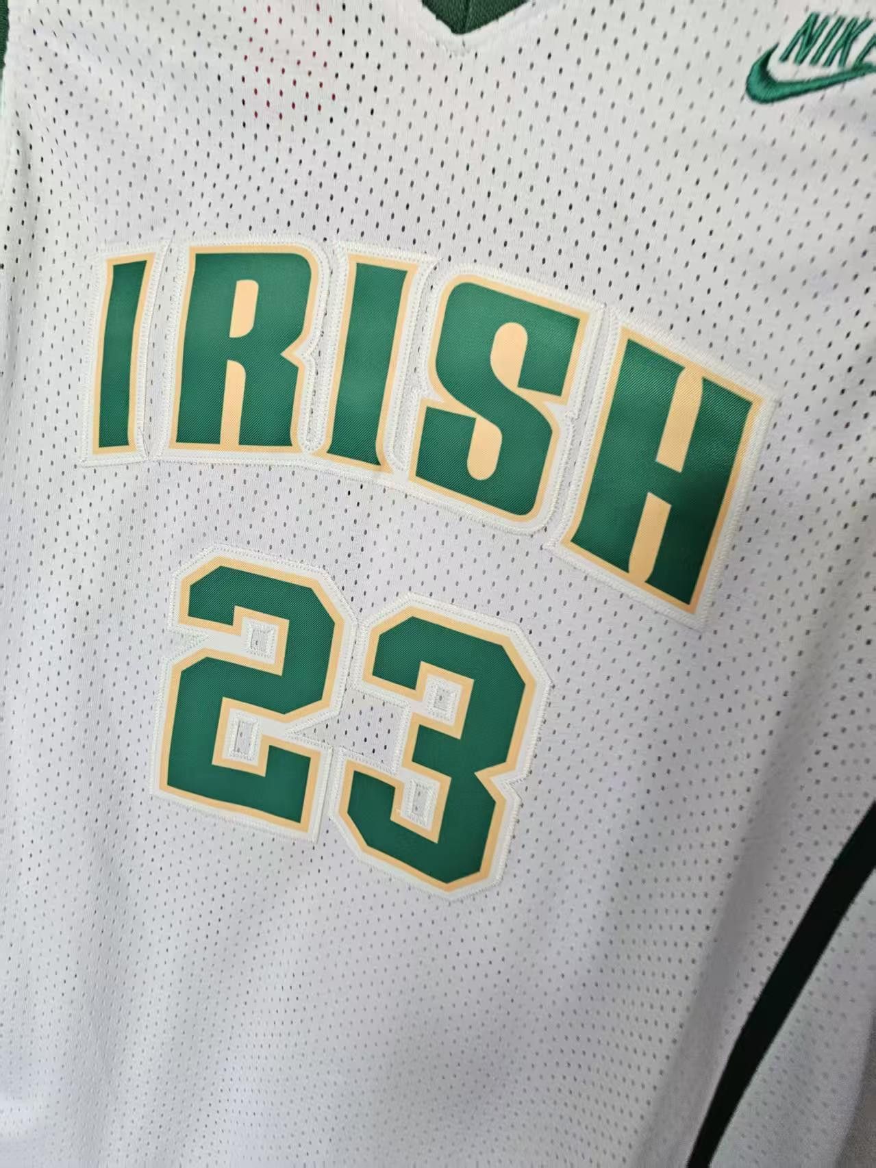 NBA Irish #23 LeBron James Jersey Small White Size US S / EU 44-46 / 1 - 3 Thumbnail