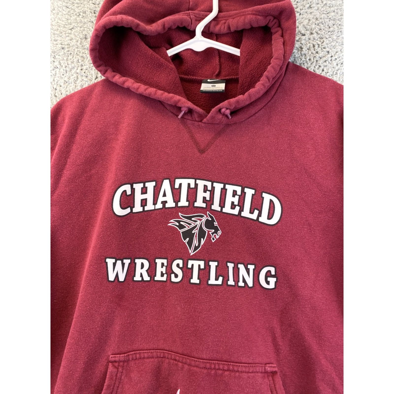 Nike VINTAGE Nike Wrestling Sweatshirt Men M Burgundy 60-15 Chatfield Logo Pullover Mens Wrestling Apparel Size US M / EU 48-50 / 2 - 2 Thumbnail