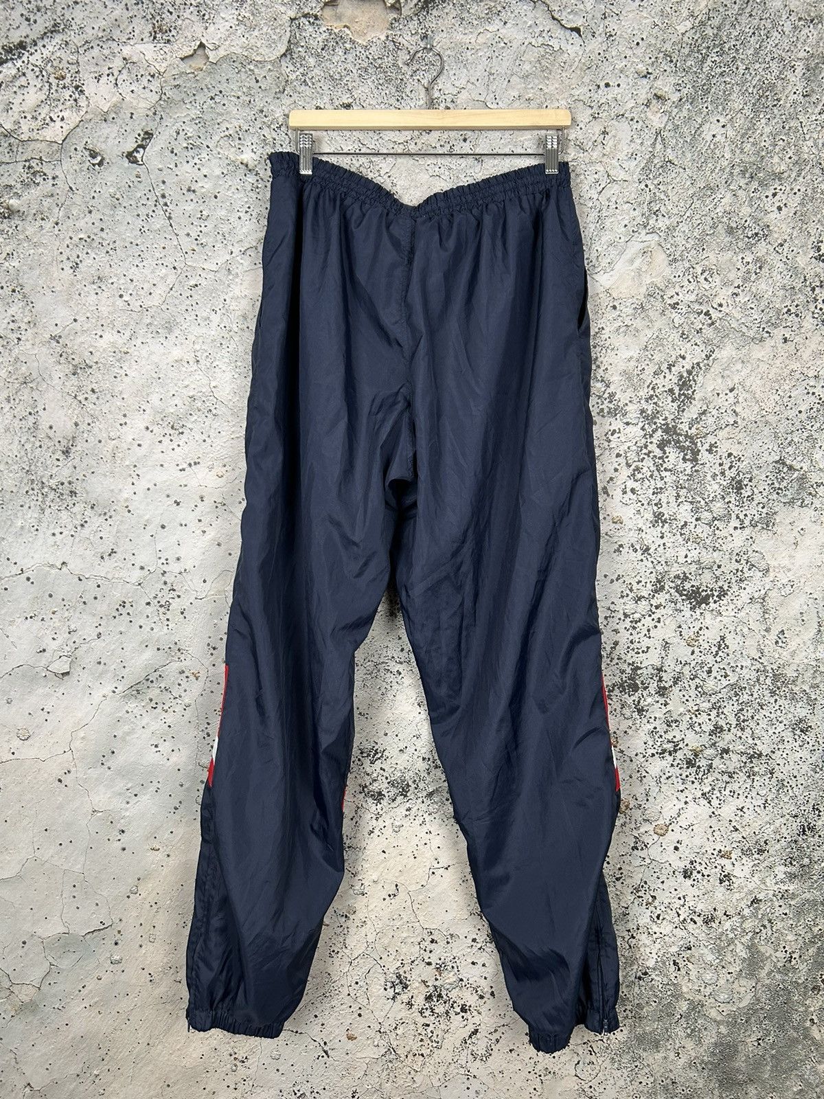 Umbro Vintage Umbro Sportswear Sweatpants 90s Football Size US 38 / EU 54 - 4 Thumbnail