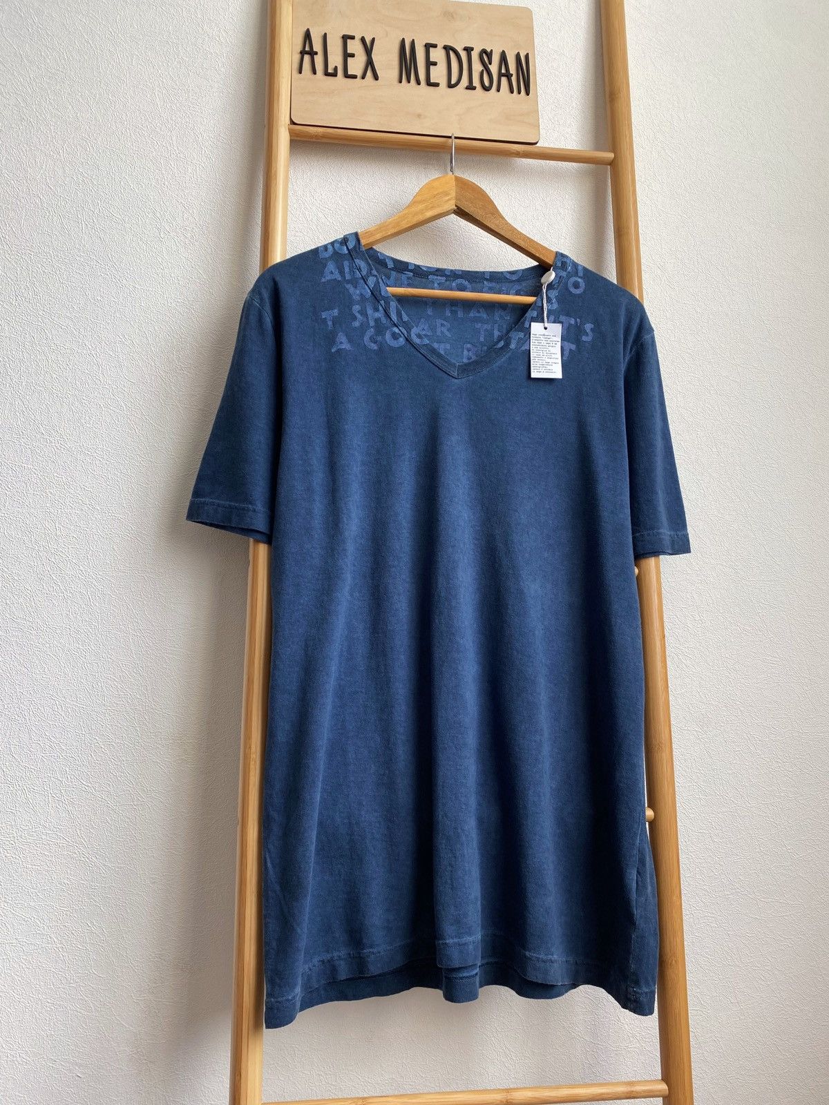 Maison Margiela MAISON MARTIN MARGIELA AIDS garment dyed v- neck t-shirt Size US L / EU 52-54 / 3 - 2 Thumbnail