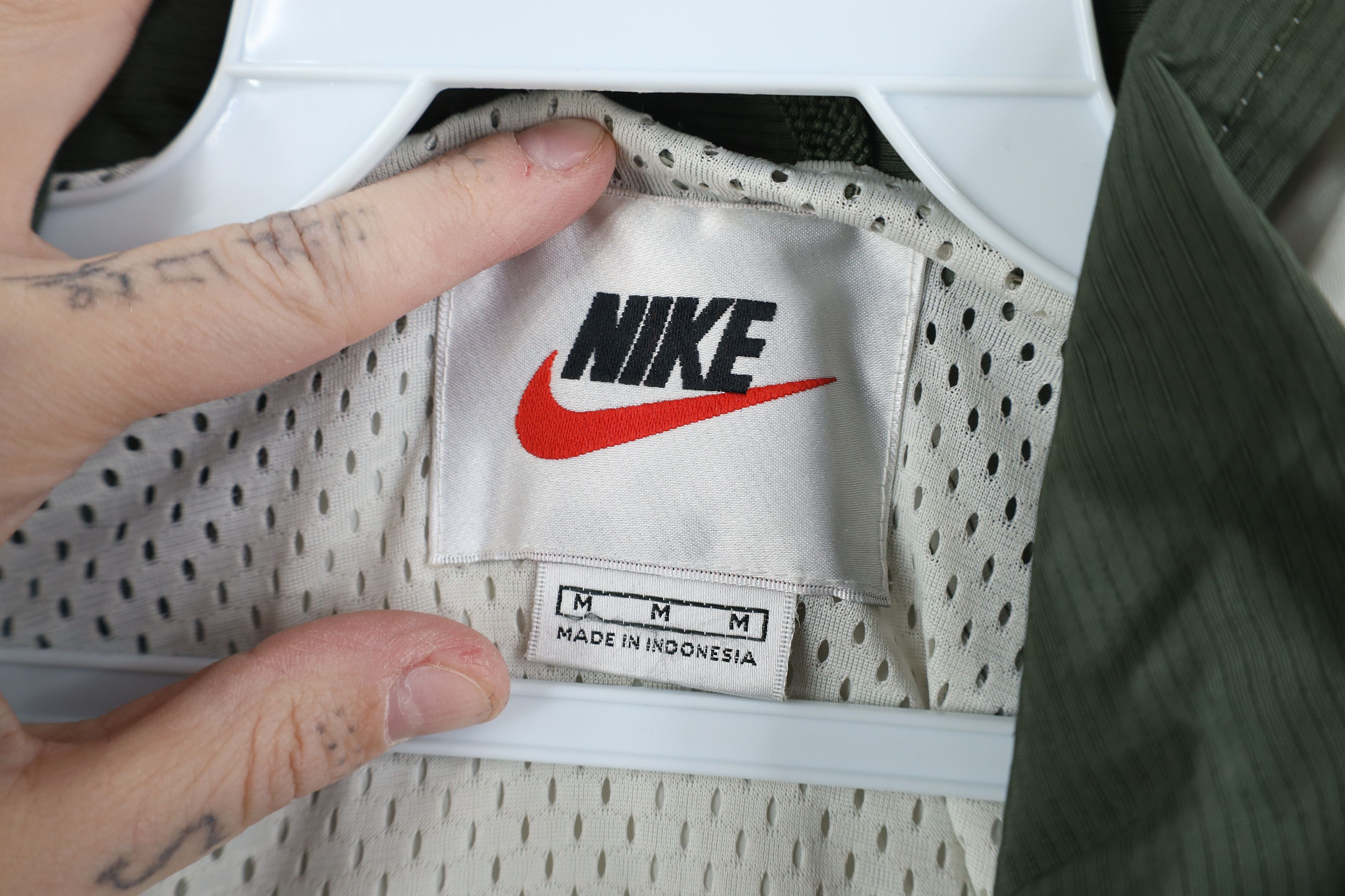 Nike Vintage 90s Nike Swoosh Hooded Anorak Windbreaker Jacket Size US M / EU 48-50 / 2 - 8 Thumbnail