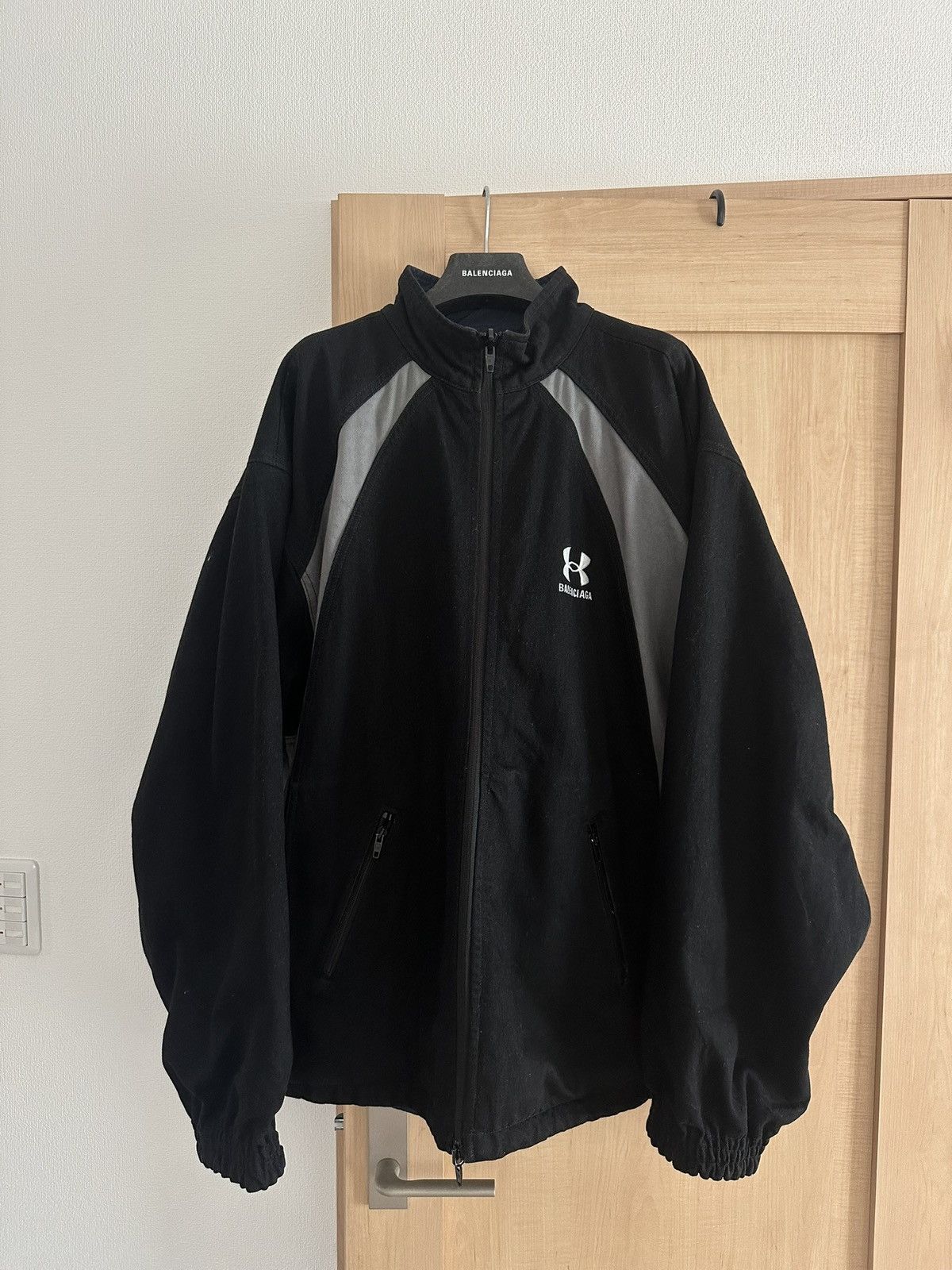 Balenciaga × Under Armour Balenciaga Under armor sample Size US XL / EU 56 / 4 - 1 Thumbnail