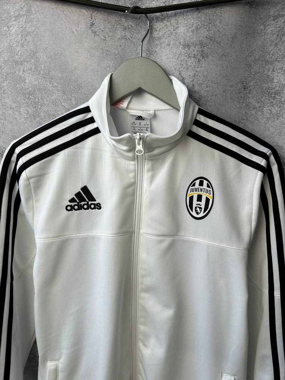 Adidas Adidas Juventus Track Full Zip Jacket 2015 Young Size 15-16Y Size US S / EU 44-46 / 1 - 5 Thumbnail