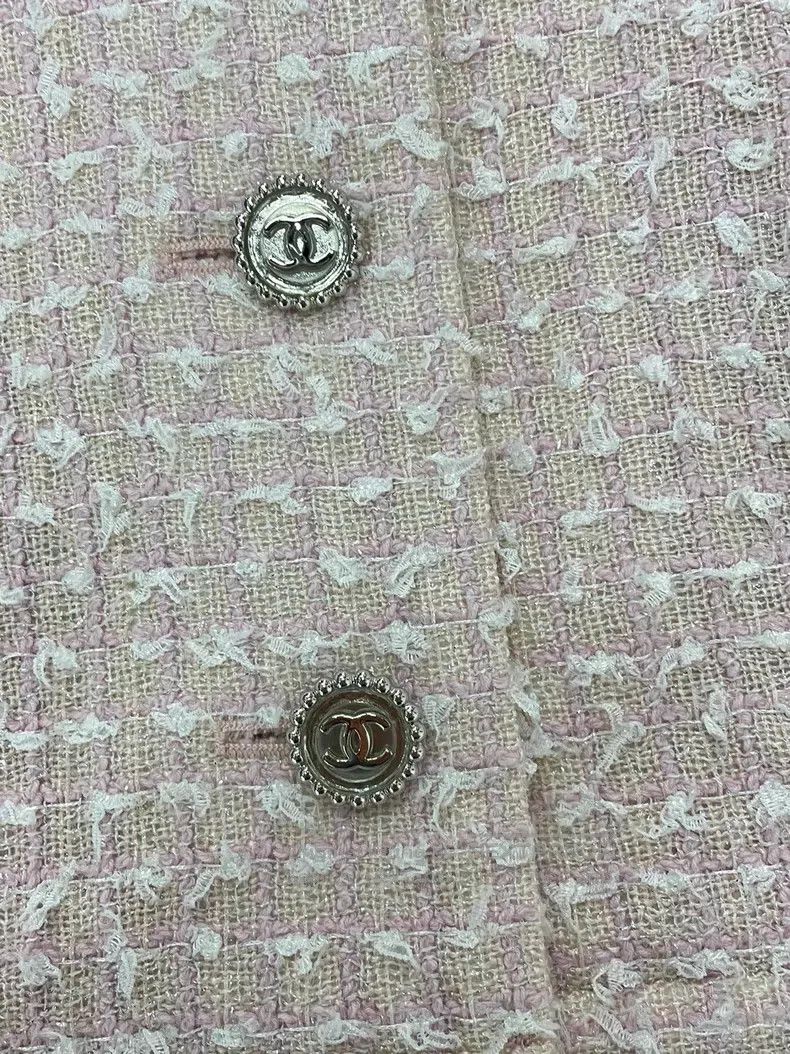 Chanel Chanel Pink and white tweed short-sleeved jacket Size M / US 6-8 / IT 42-44 - 2 Thumbnail