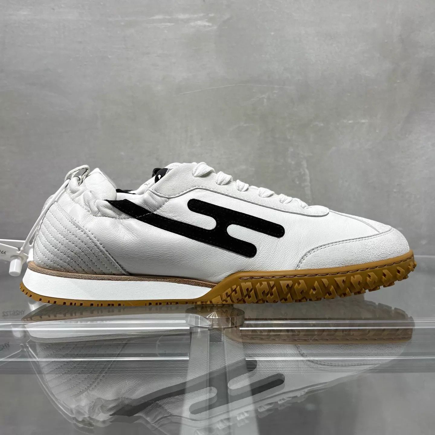 Hermes Hermes Jet Black & White Sneakers 39 Size US 8.5 / EU 41-42 - 4 Thumbnail