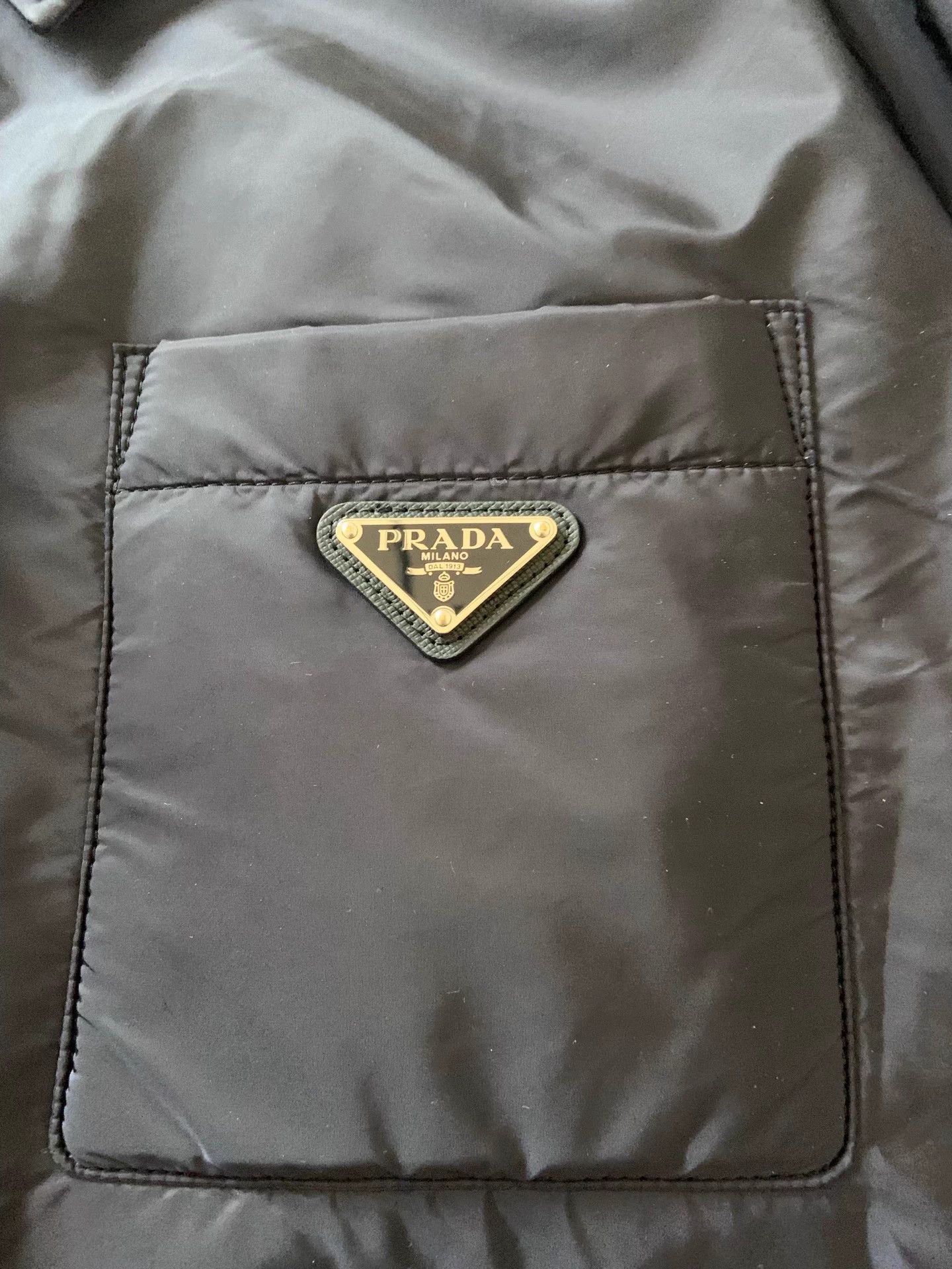 Prada PRADA women's oversized lapel chest logo long sleeve puffer Size M / US 6-8 / IT 42-44 - 3 Thumbnail