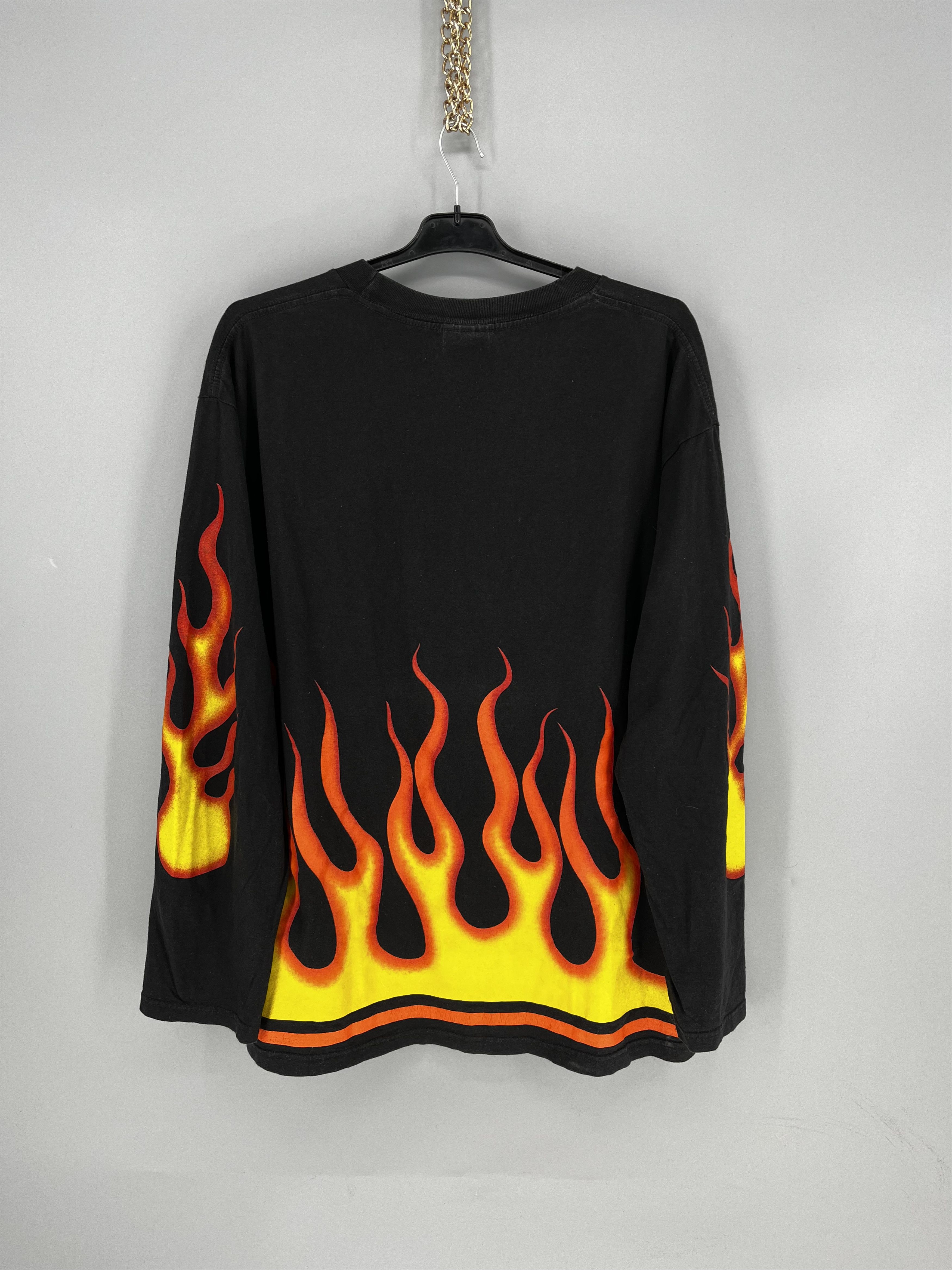 Vintage Vintage Y2K Flame All Over Print Longsleeve Tee Size US L / EU 52-54 / 3 - 10 Thumbnail