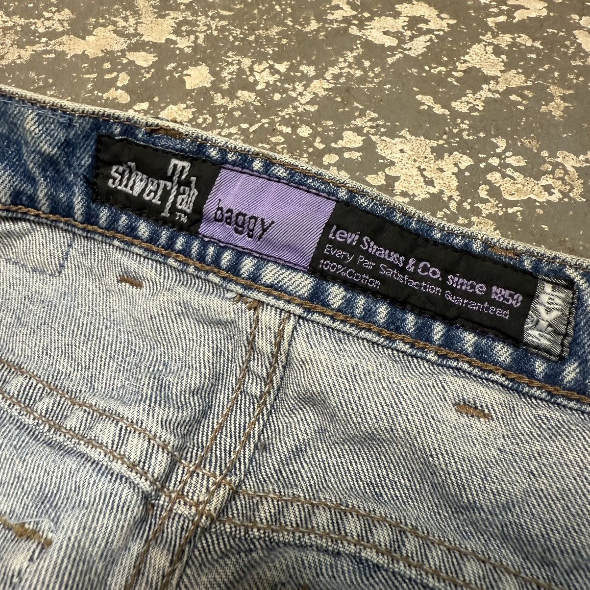 Levi's Vintage Levi’s Silvertab Light Wash Baggy Blue Jeans Pants Size US 28 / EU 44 - 13 Thumbnail