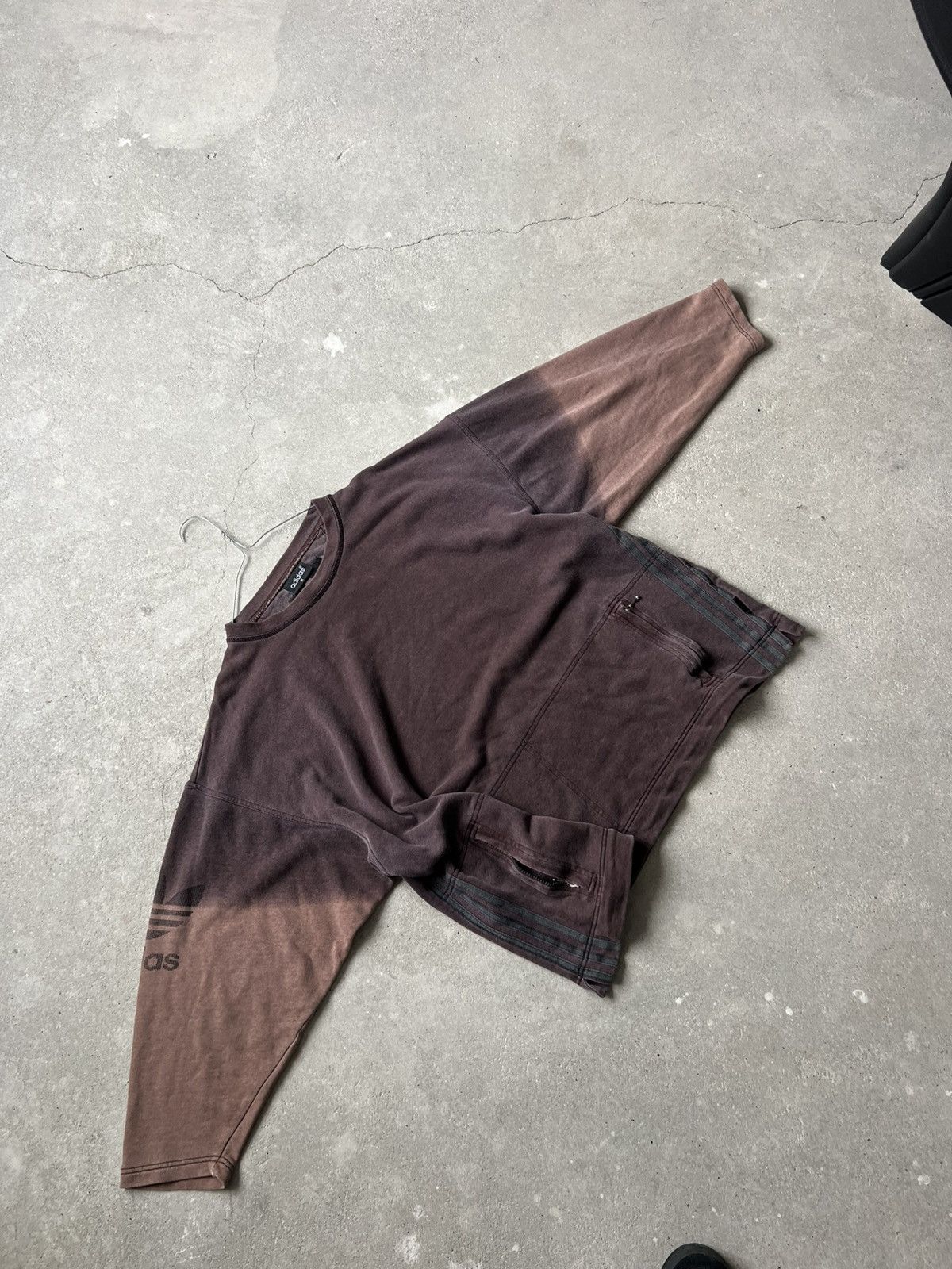 Adidas 80s Vintage Adidas Brown Faded Sweatshirt Size US M / EU 48-50 / 2 - 2 Thumbnail