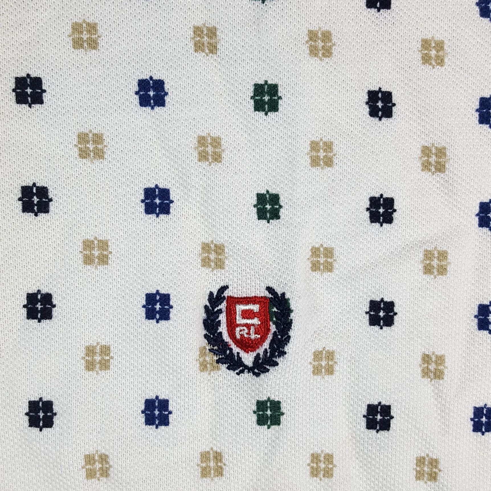 Ralph Lauren Vintage Chaps Golf Ralph Lauren Shield Logo Size L Preppy Polo Shirt Shirt Mens 90s White Cotton Knit Polo Shirt Size US L / EU 52-54 / 3 - 6 Thumbnail