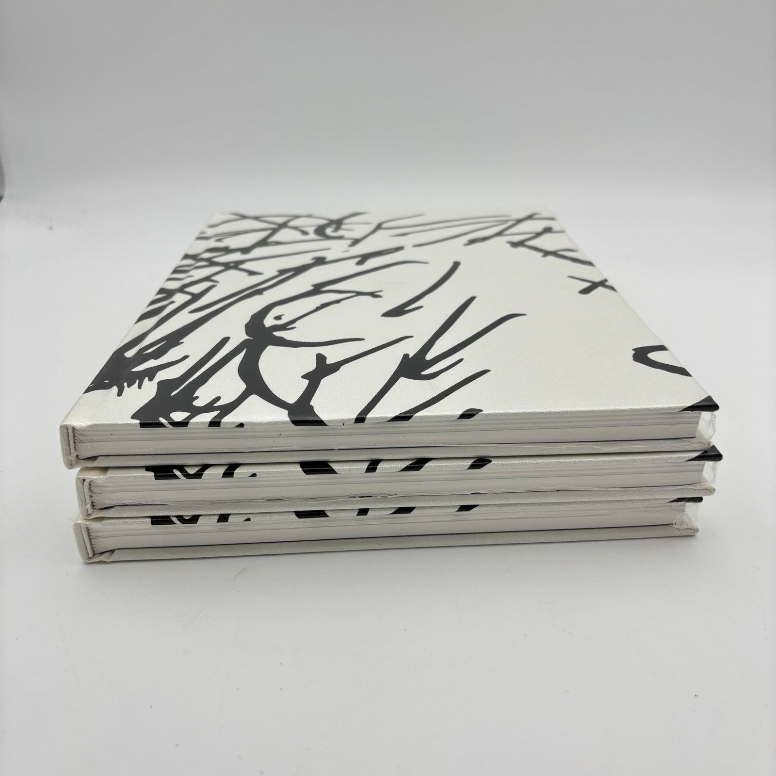 Kaws Kaws Mans Best Friend Art Exhibit Honor Fraser Book SEALED Size ONE SIZE - 5 Thumbnail
