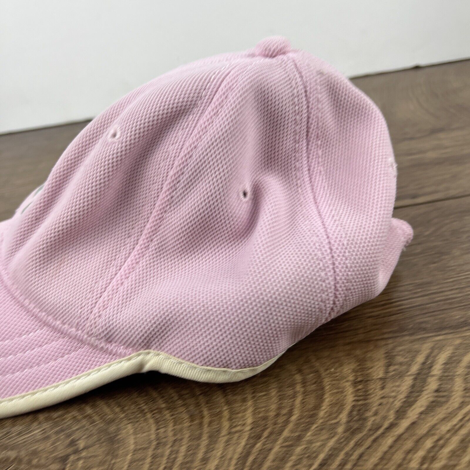 Under Armour Under Armour Medium Hat UA Pink Hat Adjustable Adult Size Ha Size ONE SIZE - 8 Thumbnail