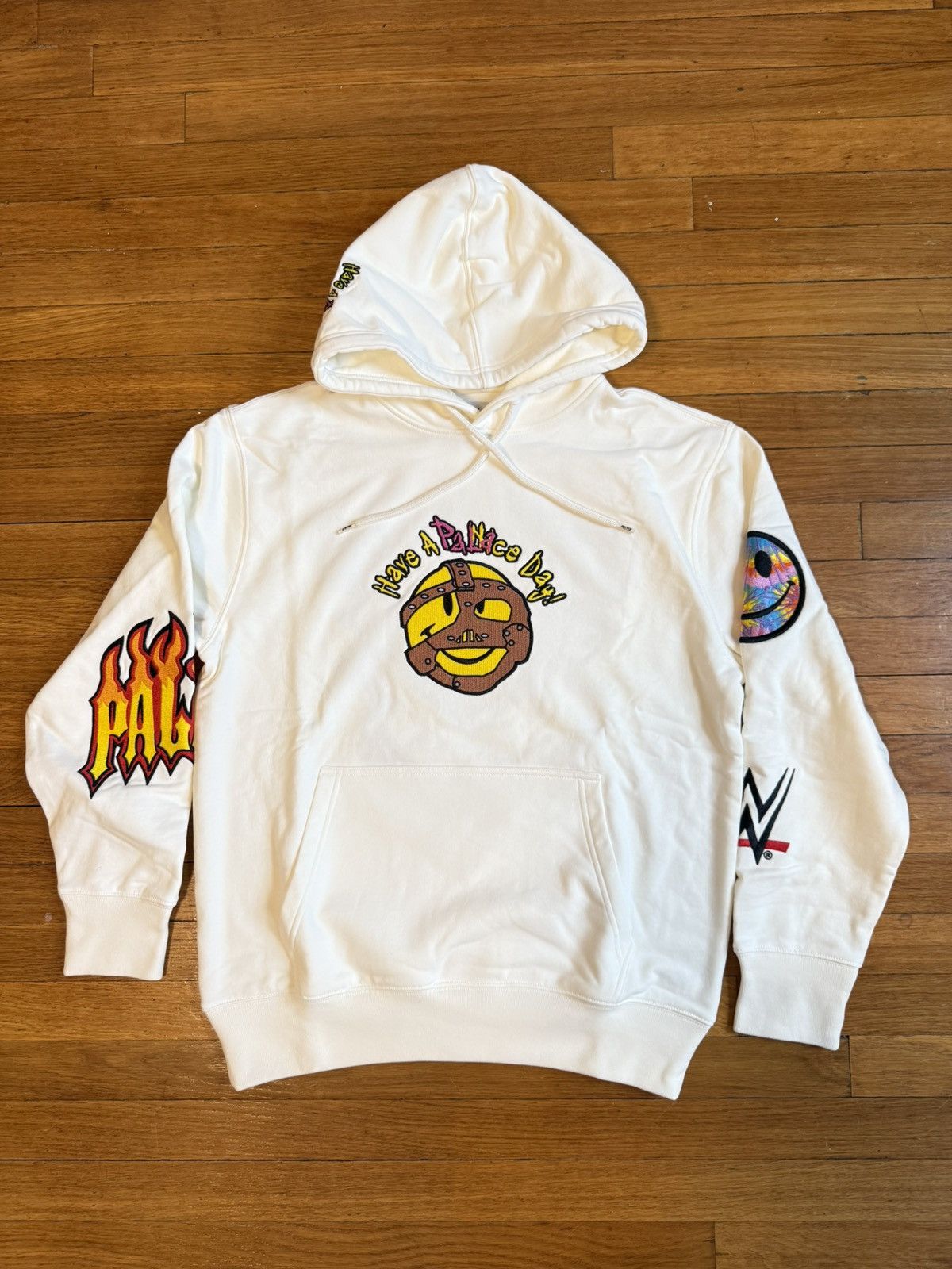 Palace Palace x WWE Love Hoodie White Size M Size US M / EU 48-50 / 2 - 3 Thumbnail