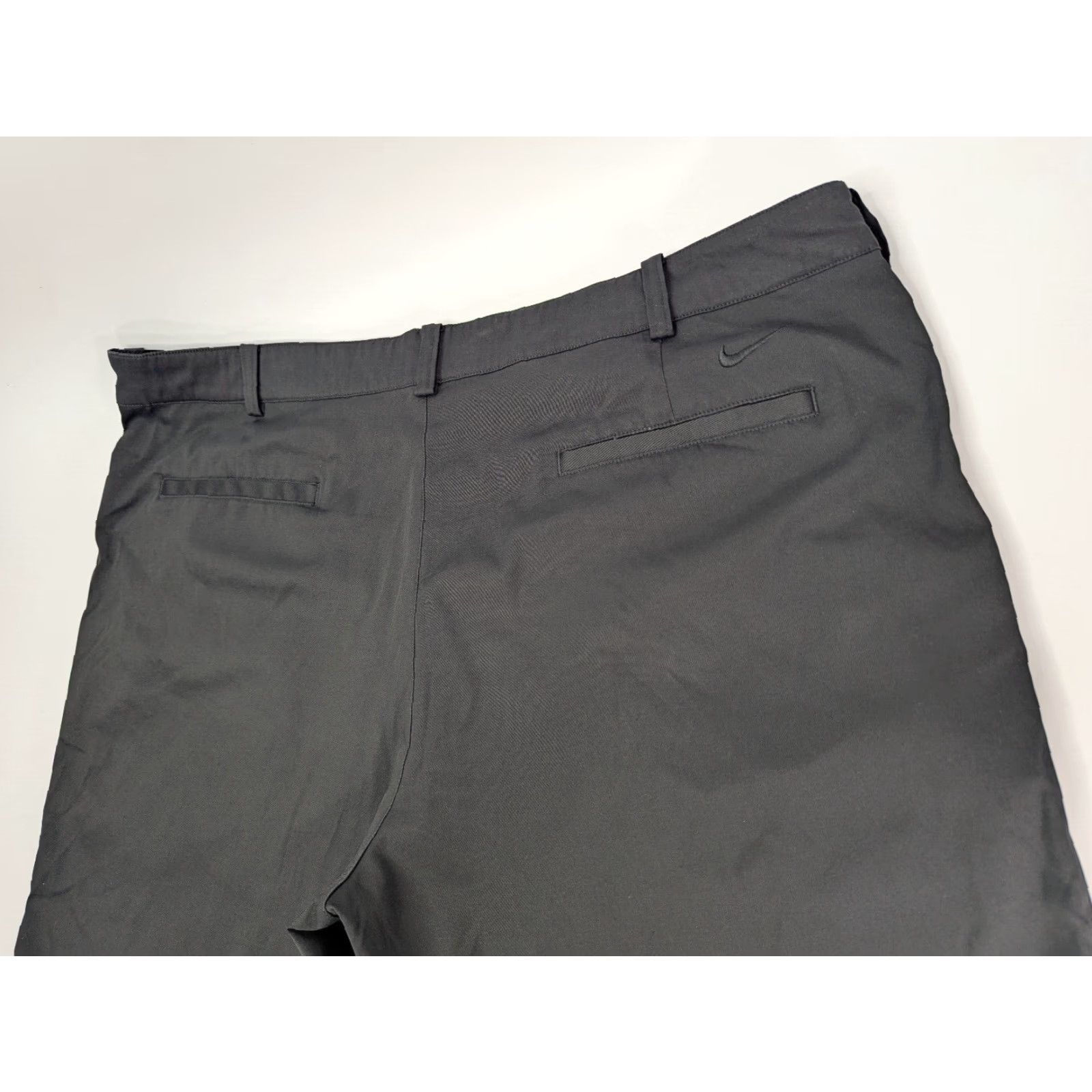 Nike **Nike Mens Golf Shorts 40 Regular Fit Dri-Fit Black Flat Front** User: ### Nike Mens 40 Dri-Fit Golf Shorts Black Flat Front Regular Fit Size US 40 / EU 56 - 7 Thumbnail