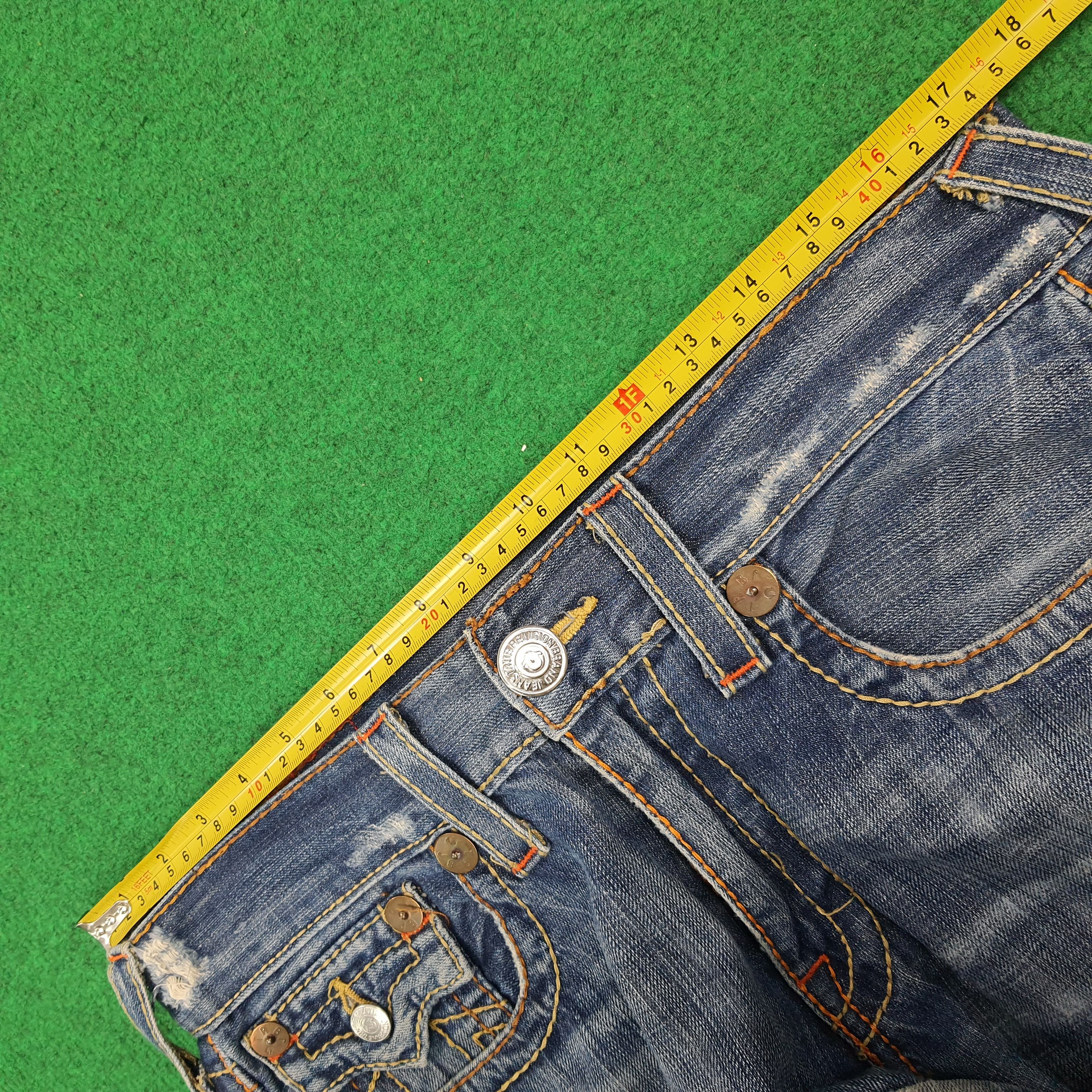 True Religion Vintage True Religion Jeans Blue Baggy Bootcut C280N28 Size US 33 - 16 Thumbnail