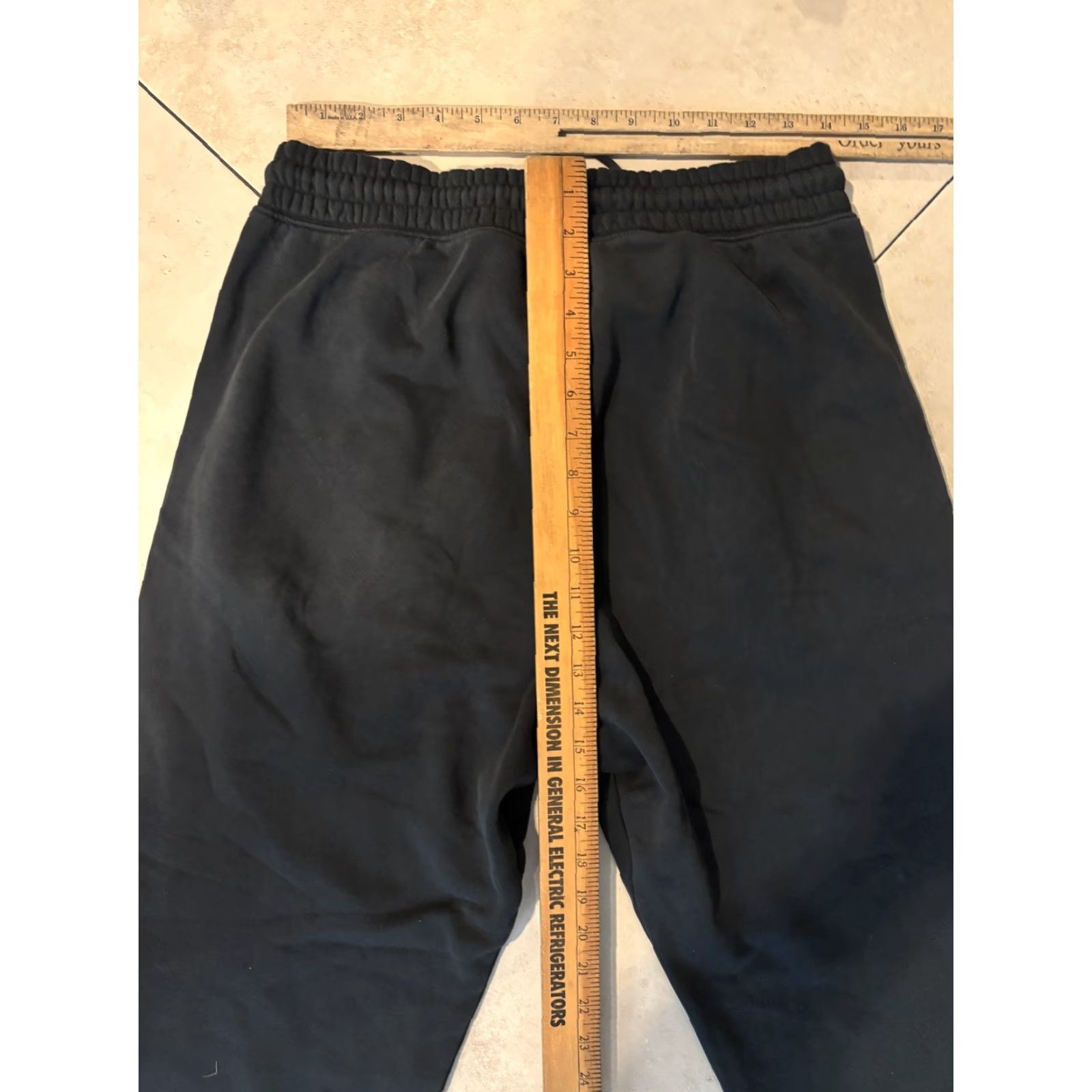 SKIMS Skims Sweatpants Mens Medium Black Fleece Joggers Athletic Pants Casual Size US 31 - 7 Thumbnail