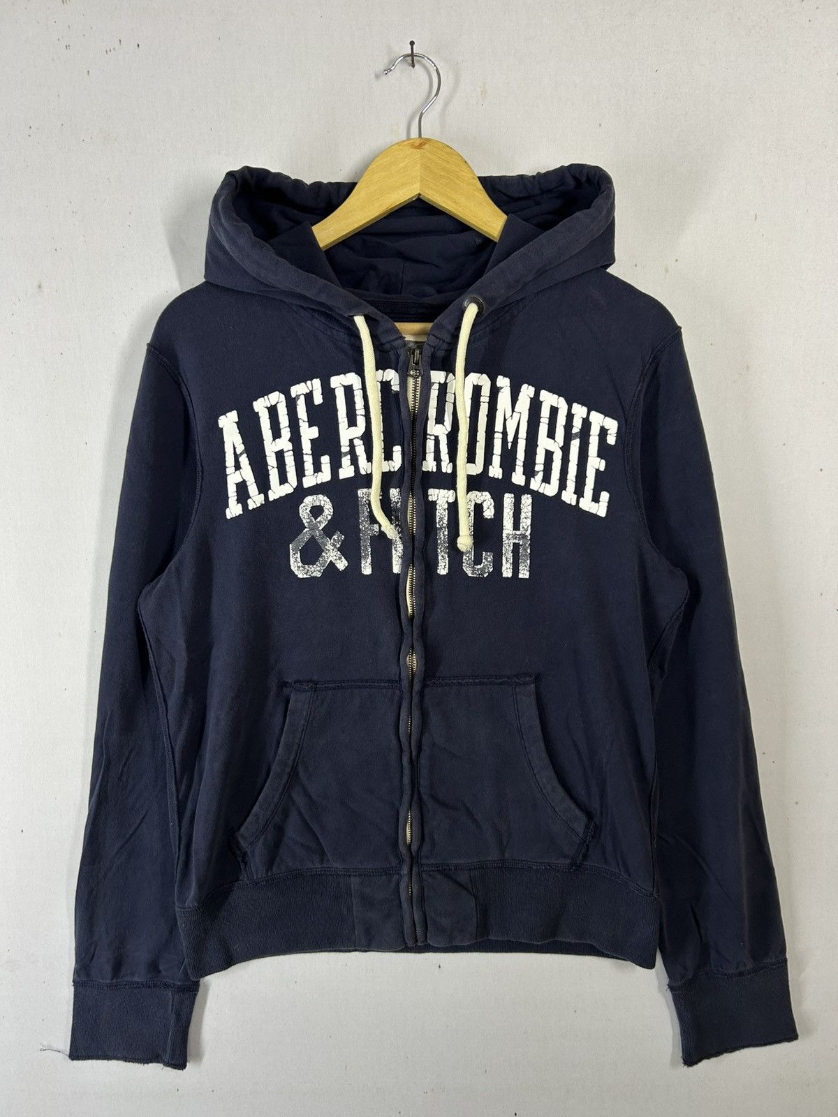 Abercrombie & Fitch Vintage Abercrombie & Fitch Spellout Hoodie Size US M / EU 48-50 / 2 - 1 Thumbnail