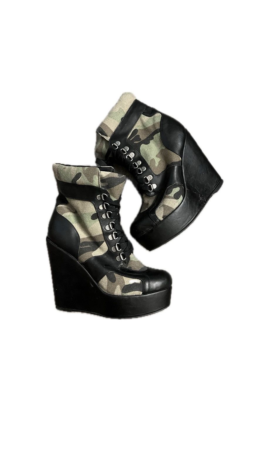 Vintage Camo Wedge Shoes vintage opium y2k goth emo Size US 7 / IT 37 - 1 Thumbnail
