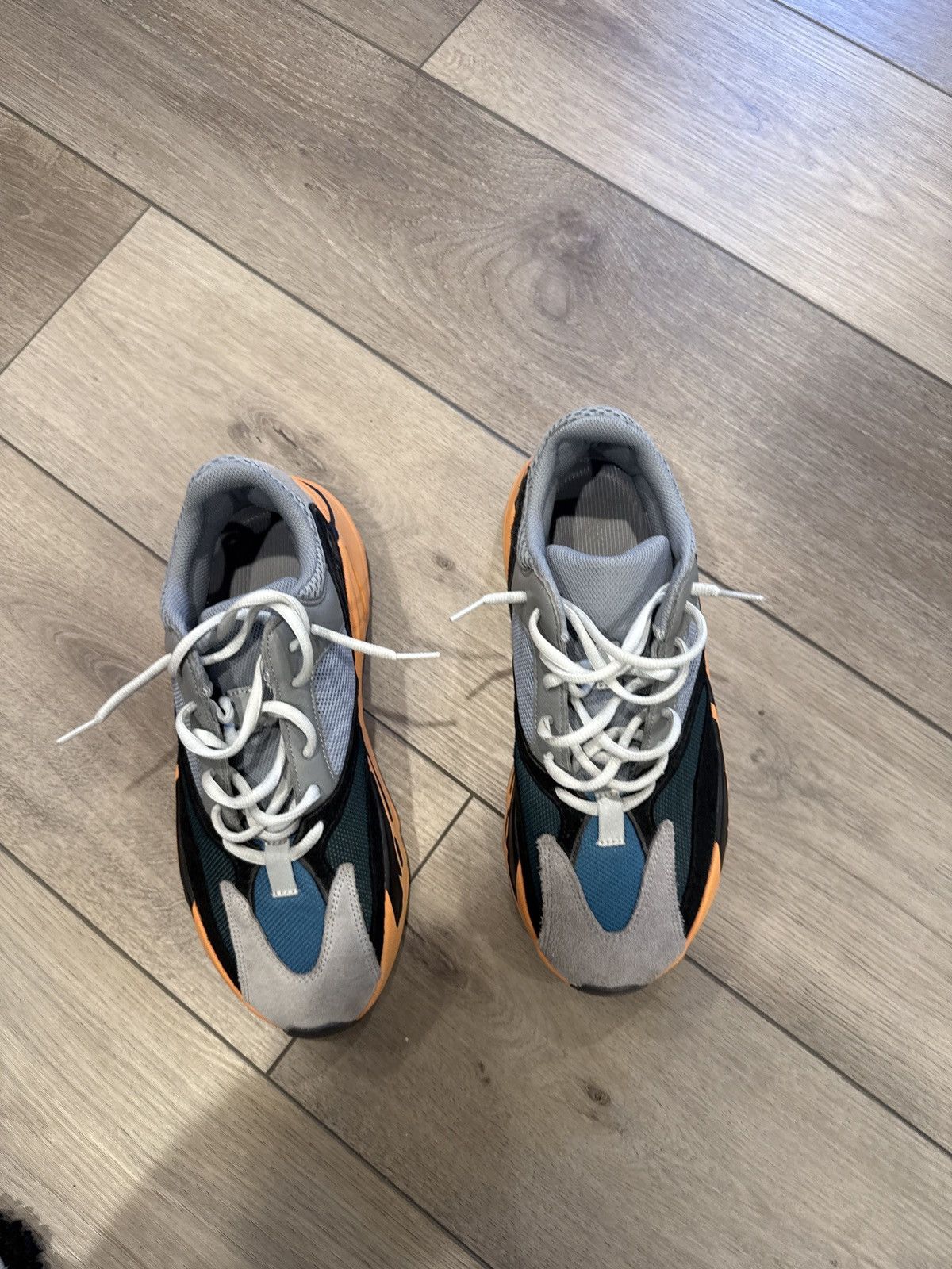 Yeezy Yeezy 700 Size US 9.5 / EU 42-43 - 6 Thumbnail