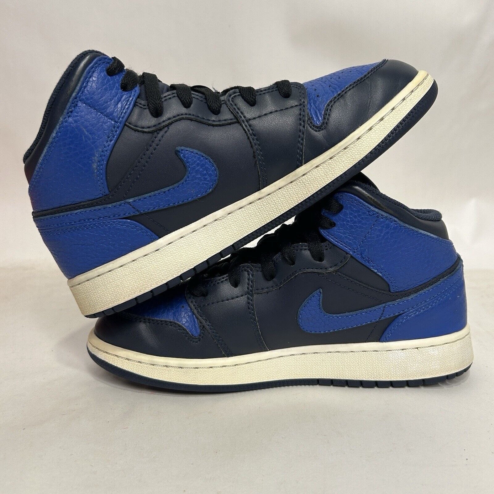 Nike Nike Air Jordan 1 Mid Retro GS “Obsidian Royal” 2024 Size US 7.5 / IT 37.5 - 3 Thumbnail