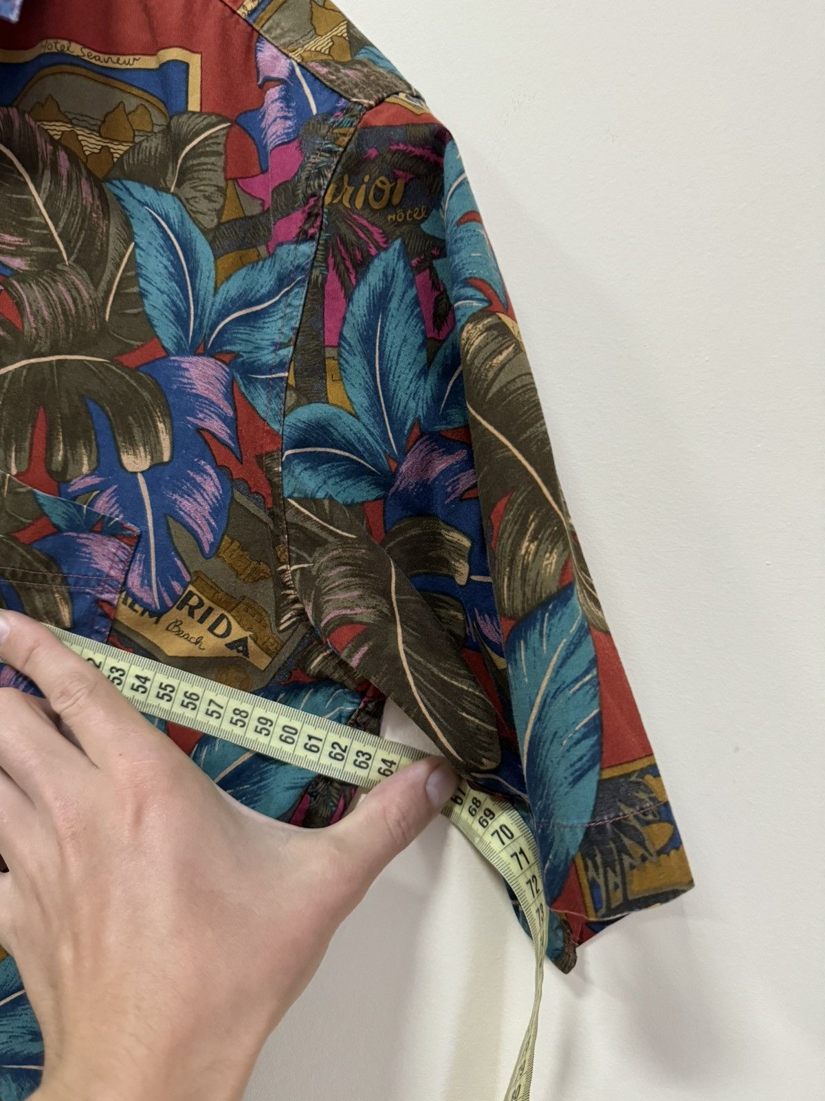 Vintage × Woolrich Woolen Mills Woolrich Vintage 1990s Hotel California Short Sleeve Shirt Size US L / EU 52-54 / 3 - 8 Thumbnail