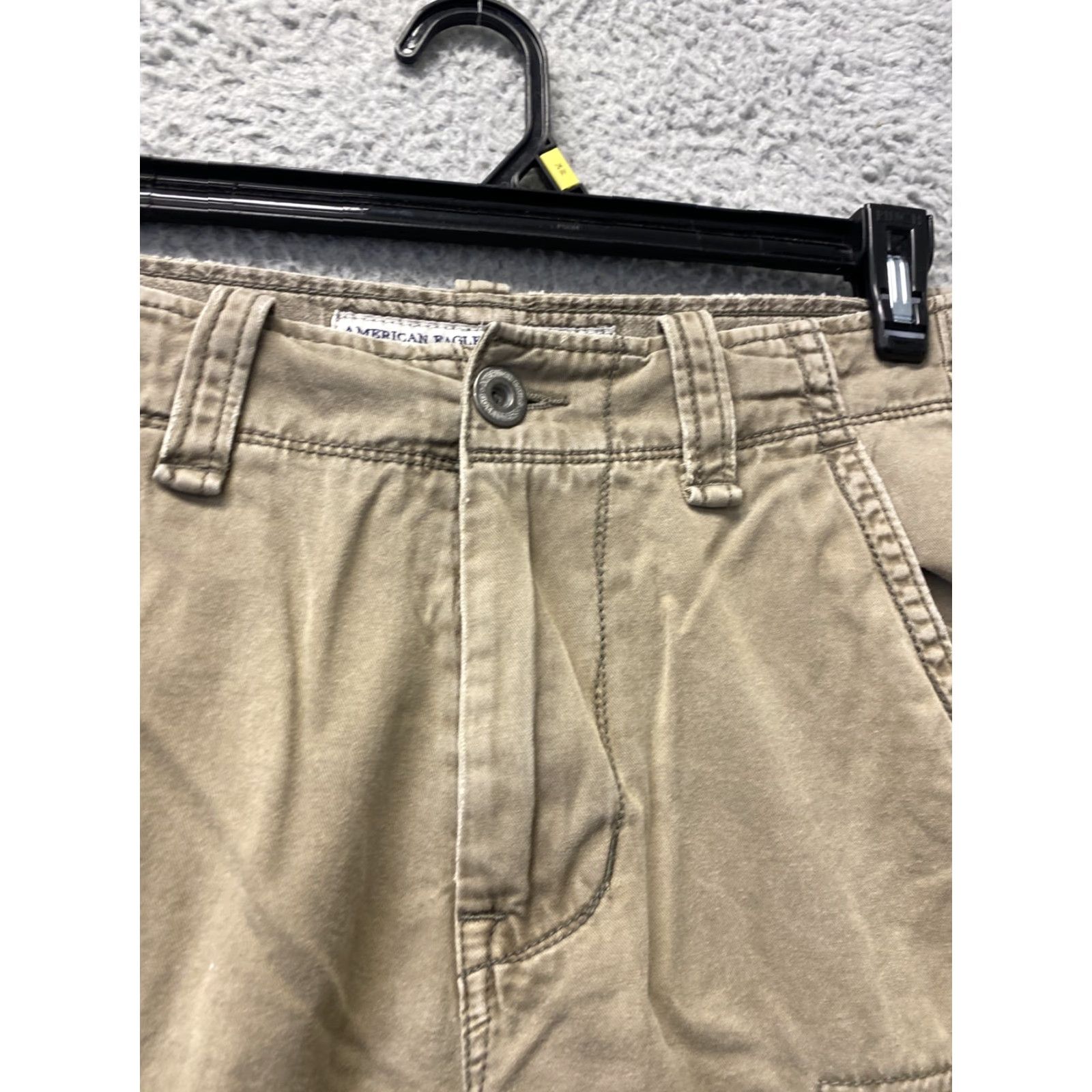 Vintage American Eagle Outdoor Cargo Shorts Mens 28/29 Light Olive Green Regular Fit Casual Travel Size US 28 / EU 44 - 4 Thumbnail