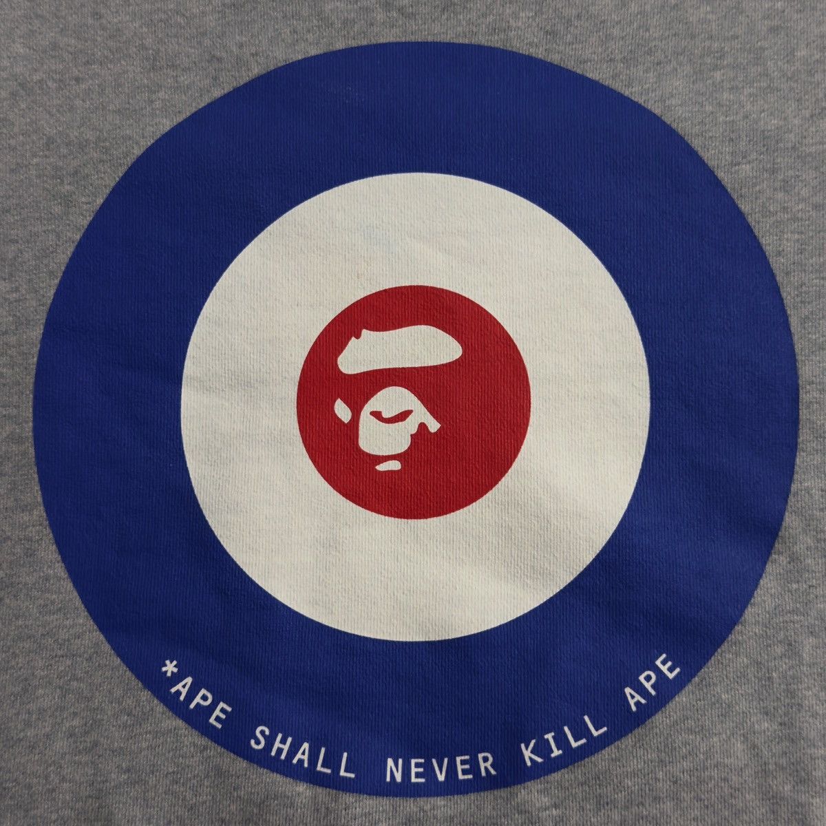 Bape Bape Target Crewneck Grey Size US S / EU 44-46 / 1 - 3 Thumbnail