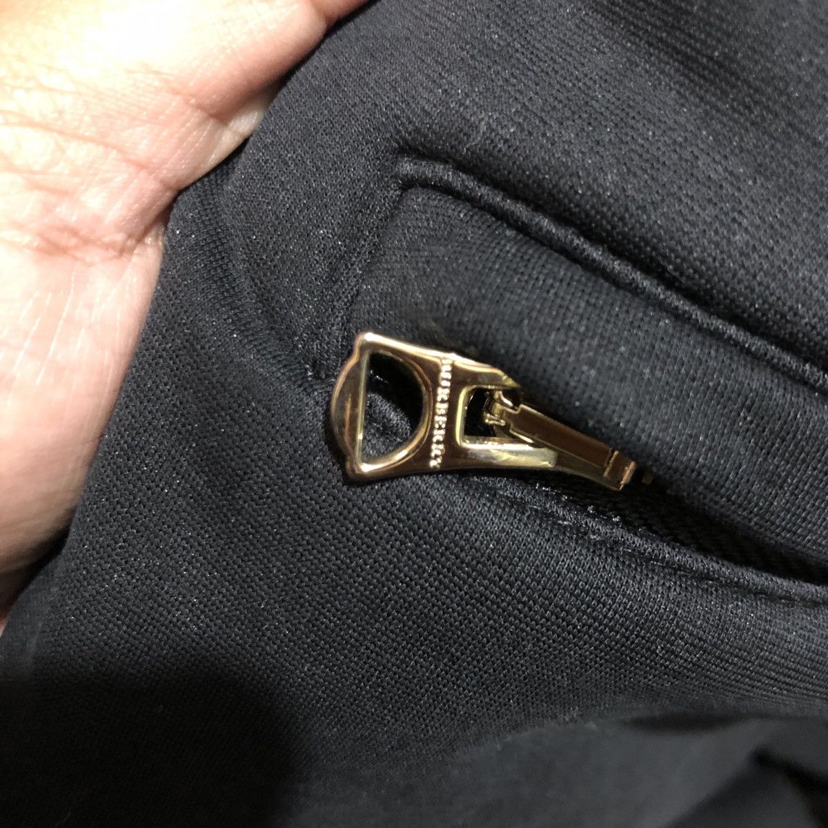 Burberry BURBERRY SWEATPANT BLACK ON BLACK fit 34-36 Size US 34 / EU 50 - 8 Thumbnail