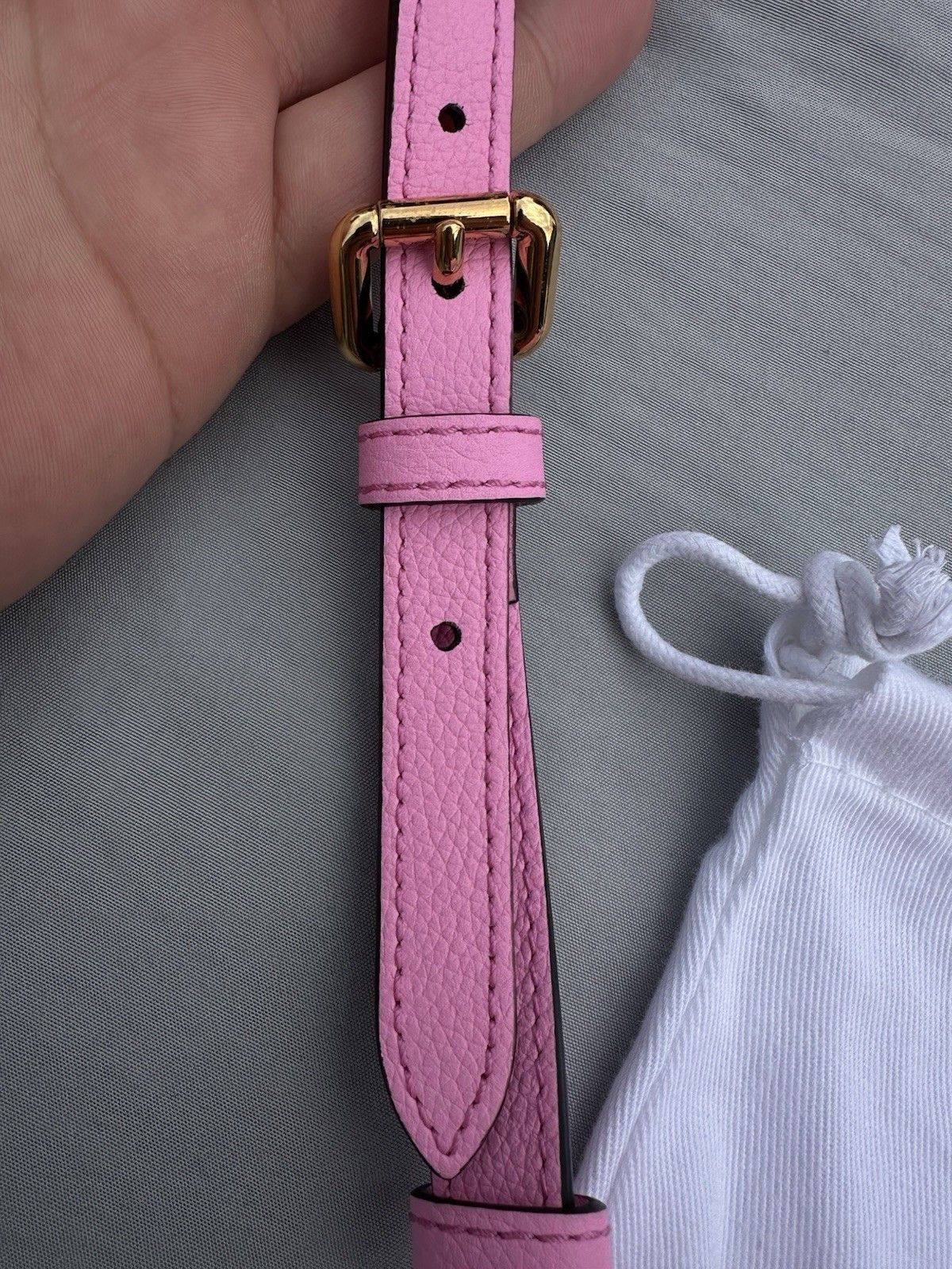Versace Versace La Medusa Pink and Gold Leather Shoulder Bag Size ONE SIZE - 5 Thumbnail