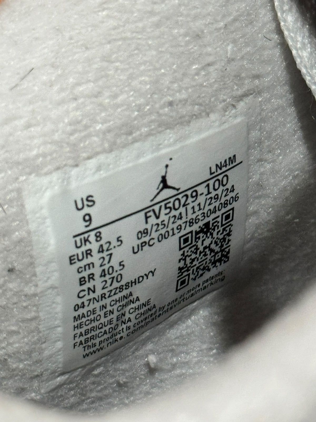 Jordan Brand Jordan 4 Retro White Cement (2025) Size US 9 / EU 42 - 6 Thumbnail