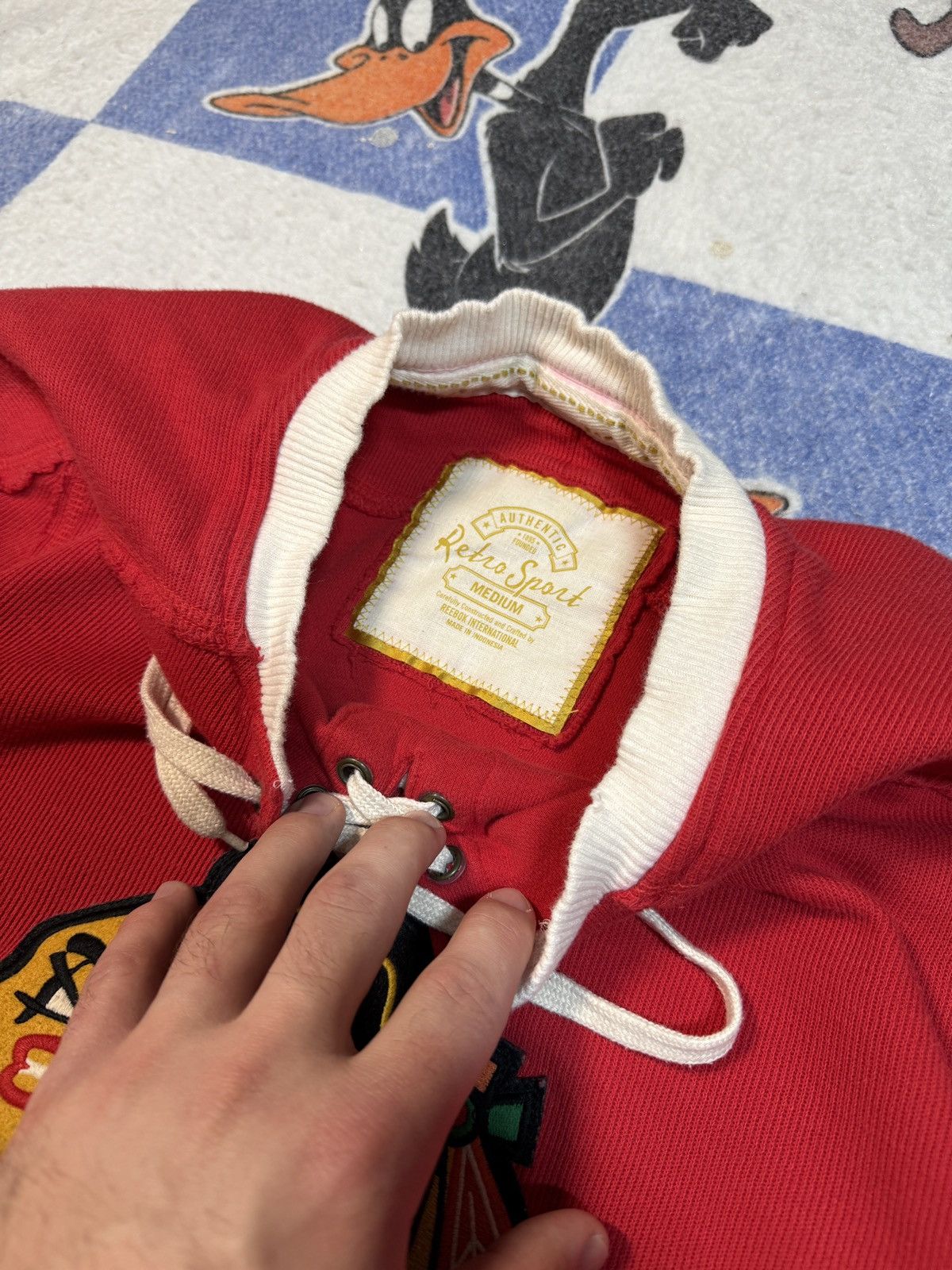 NHL Chicago Blackhawks retro sweater Size US M / EU 48-50 / 2 - 3 Thumbnail