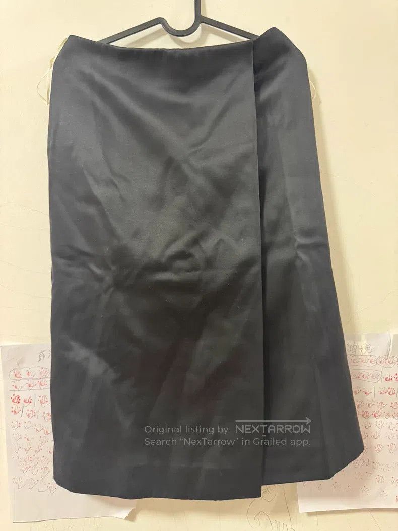 Hermes Hermes Satin skirt Size 24" / US 00 / IT 34 - 1 Thumbnail