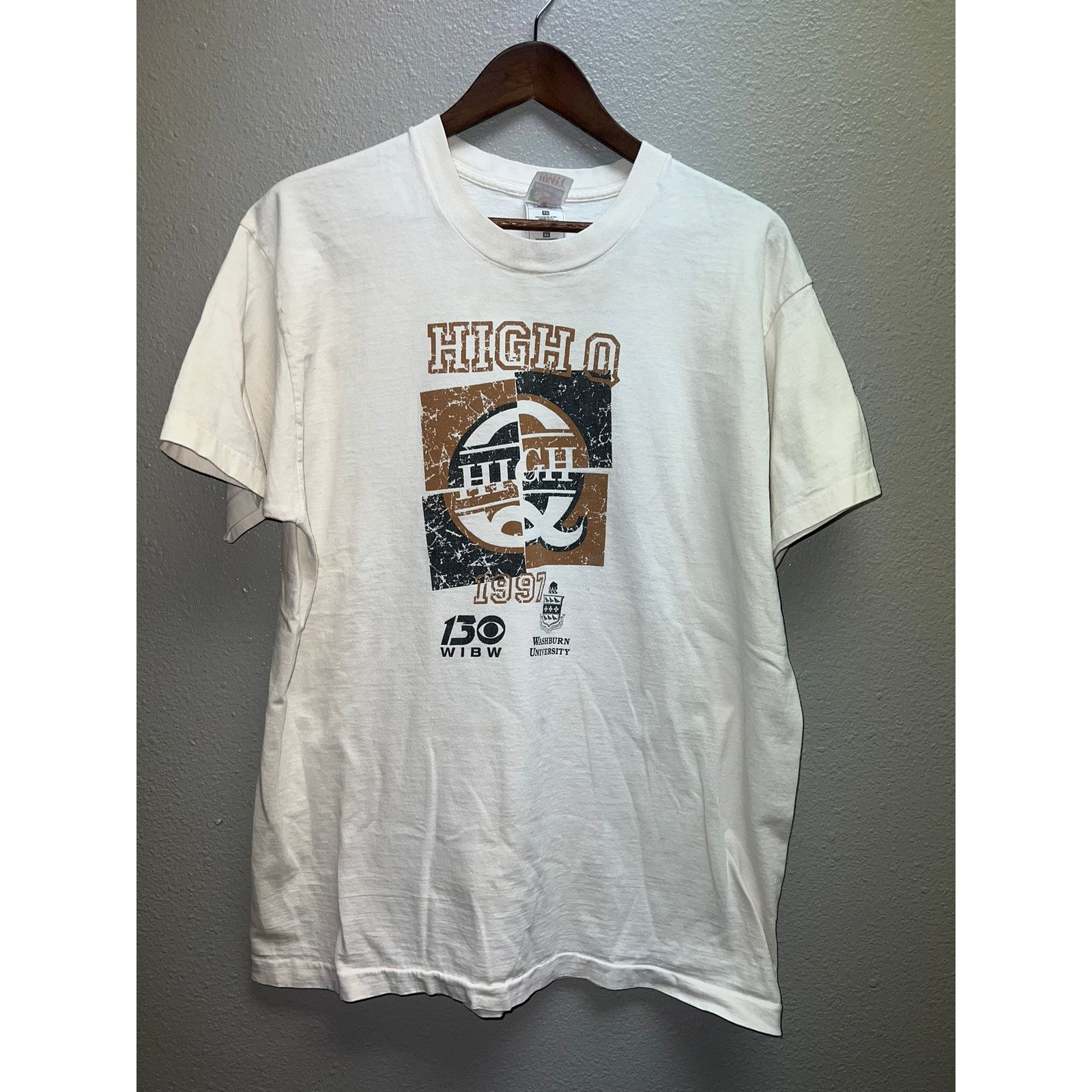 Fruit Of The Loom Vintage High Q Shirt 1997 Washburn University White Tee 90s Size US XL / EU 56 / 4 - 1 Thumbnail