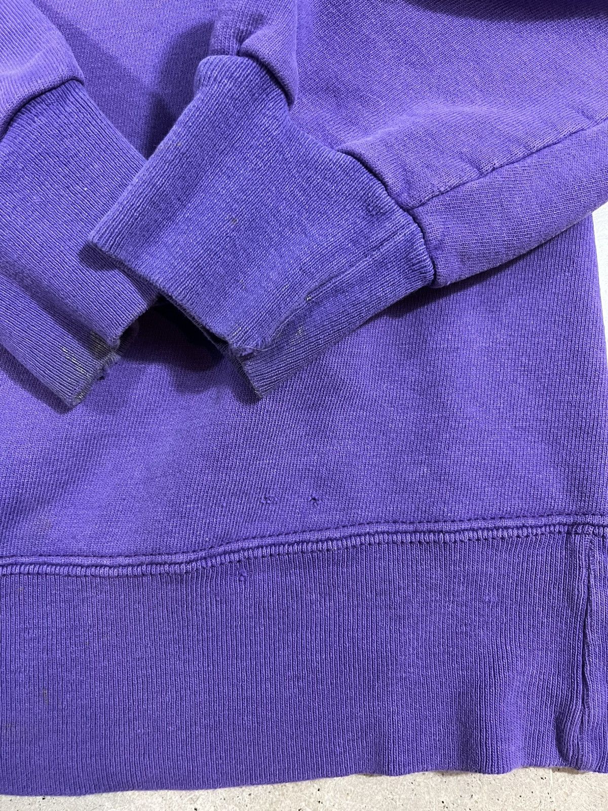 Champion Vintage 90s Champion Crewneck Sweatshirt Faded Purple Size US L / EU 52-54 / 3 - 4 Thumbnail