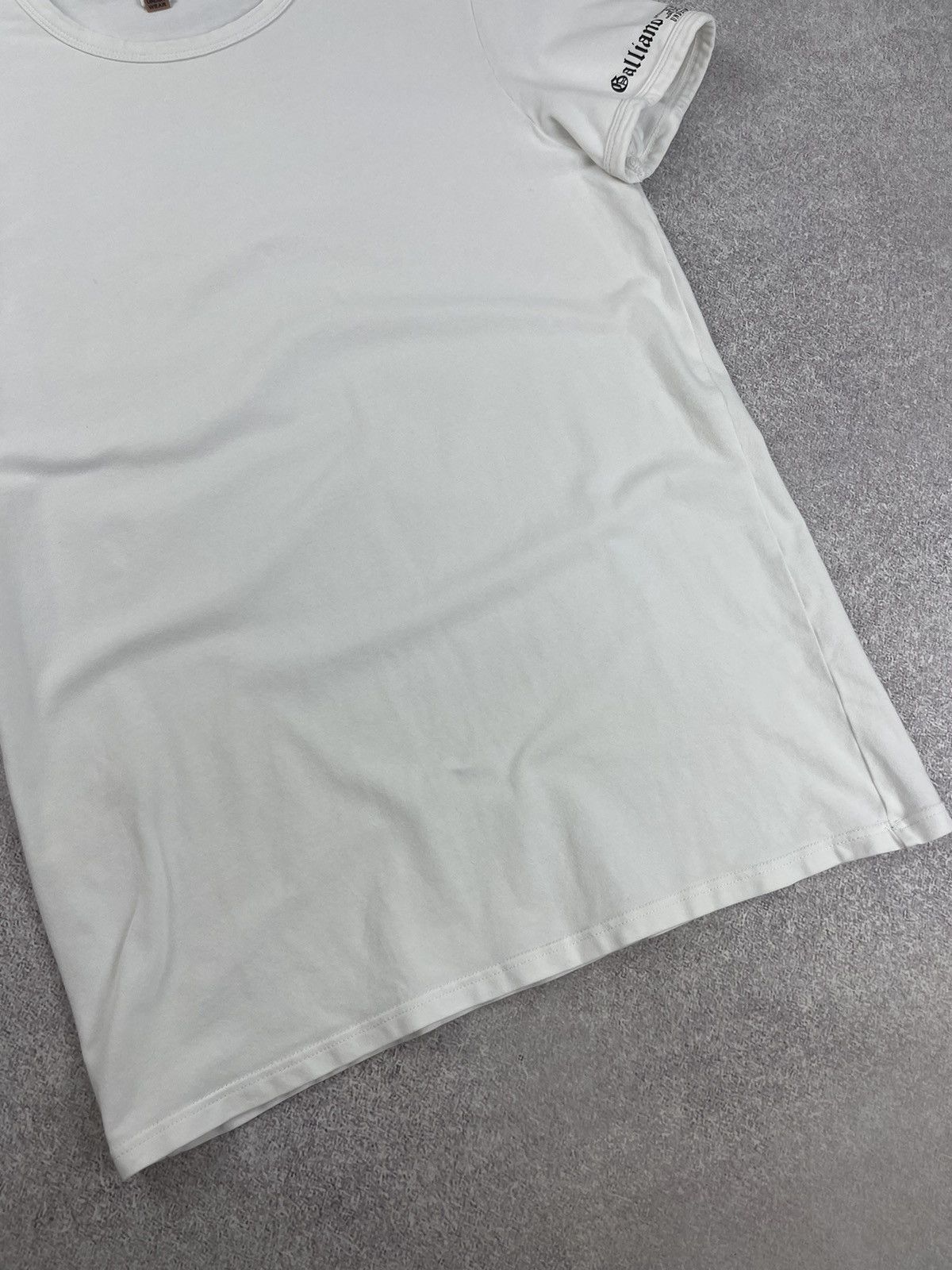 John Galliano John Galliano Underwear Gazette Cotton T-Shirt Size S / US 4 / IT 40 - 2 Thumbnail