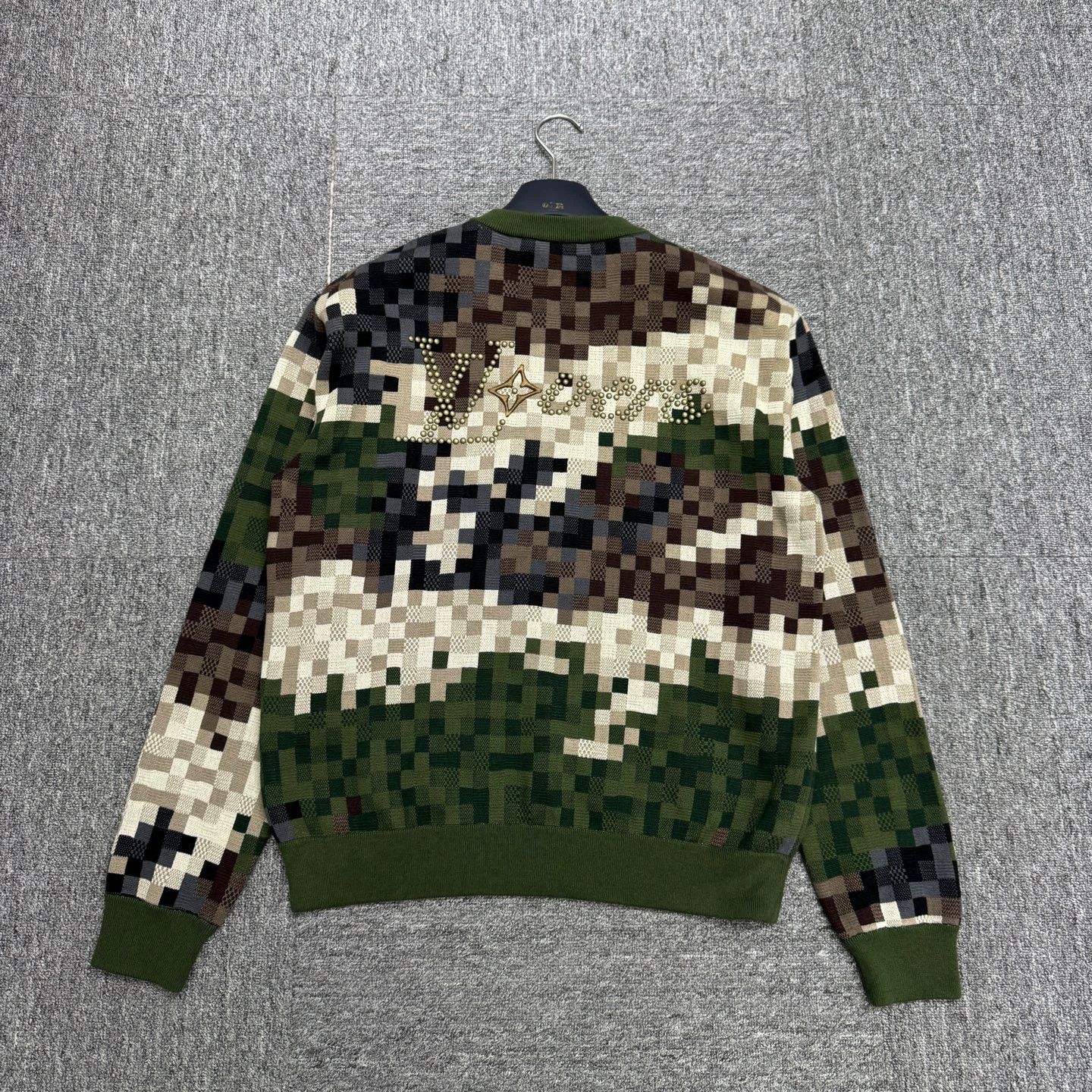 Louis Vuitton LV Rivet Camo Mosaic Hoodie S Size US S / EU 44-46 / 1 - 5 Thumbnail
