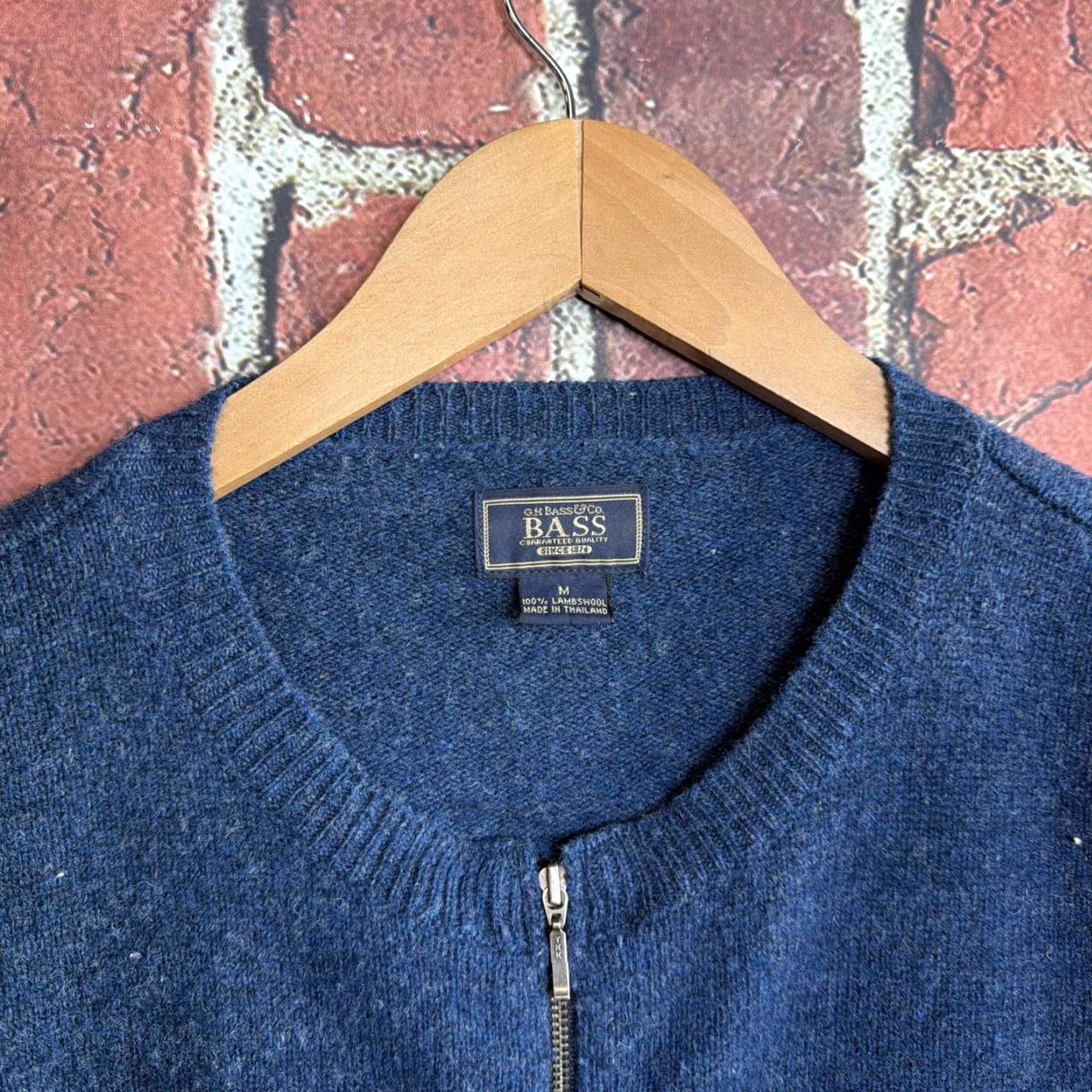Vintage GH Bass & Co Zip Up Hoodie Sweater Womens M Blue – 100% Cotton Knit, Full Zip, Cable-Knit, Regular Fit, Wool-Free (Lambswool) Size M / US 6-8 / IT 42-44 - 2 Thumbnail