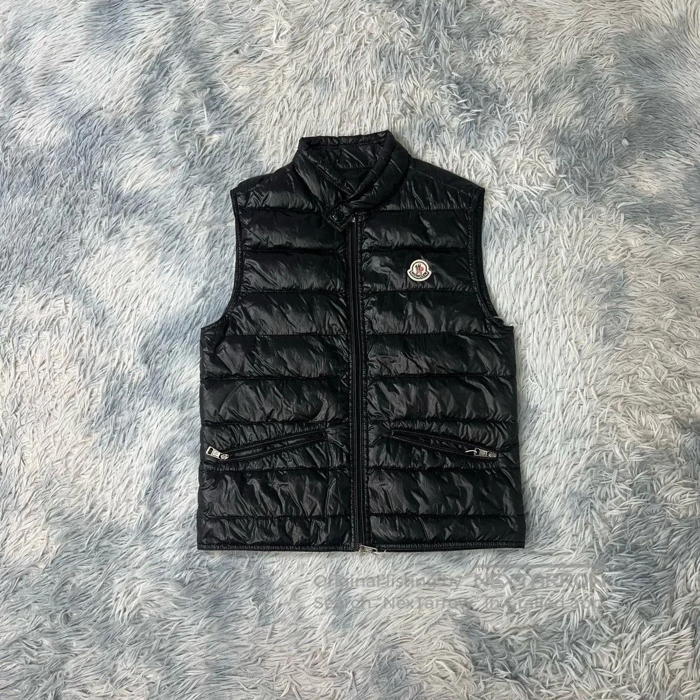 Moncler Moncler Lightweight Down Vest Size 0. Size XS / US 0-2 / IT 36-38 - 1 Thumbnail
