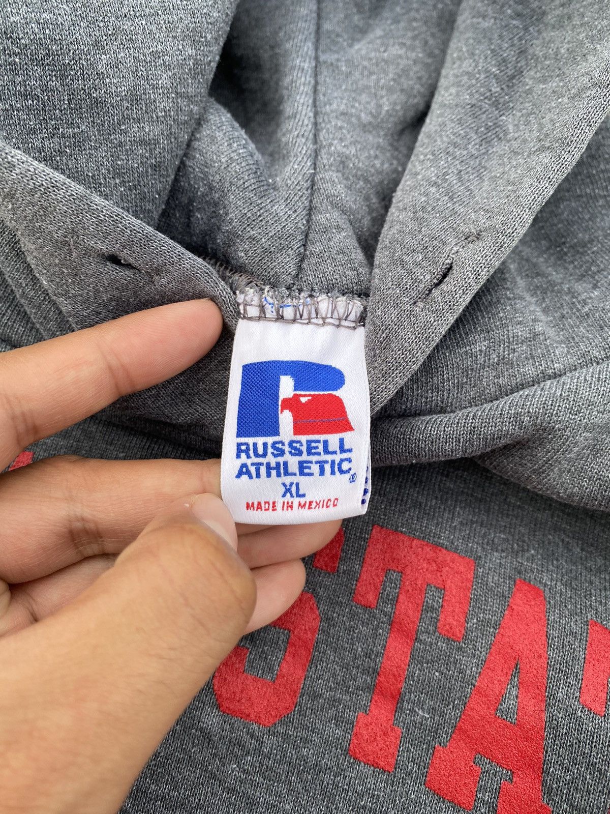 Russell Athletic Vintage Russell Athletic Hoodie IOWA Size US XL / EU 56 / 4 - 8 Thumbnail