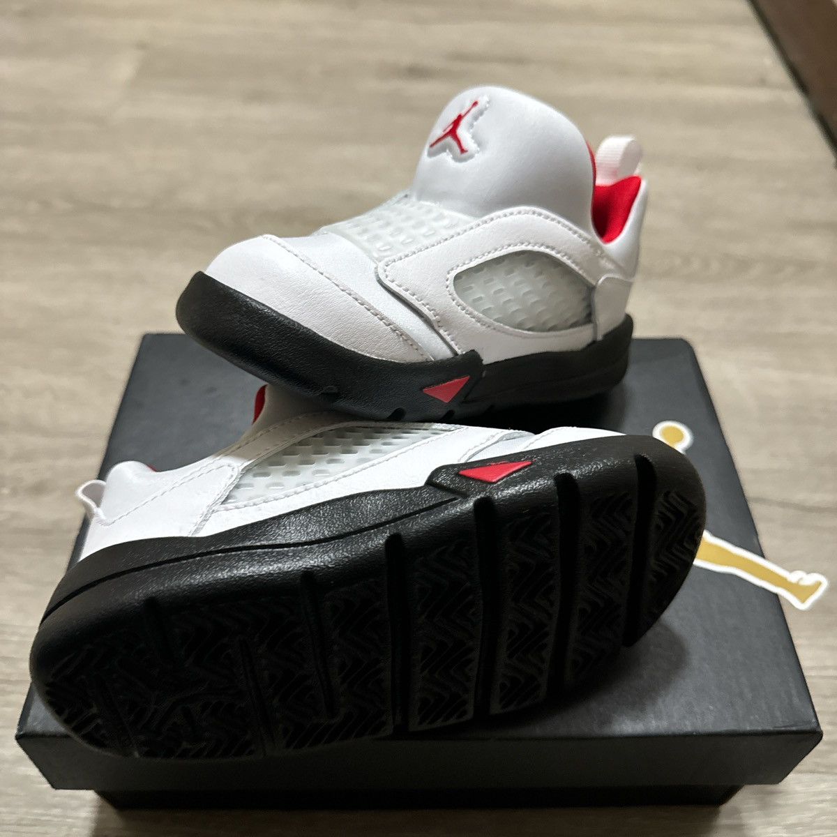 Jordan Brand Air Jordan 5 Retro little flex / white uni red blk size 9c Size US 5 / EU 37 - 3 Thumbnail