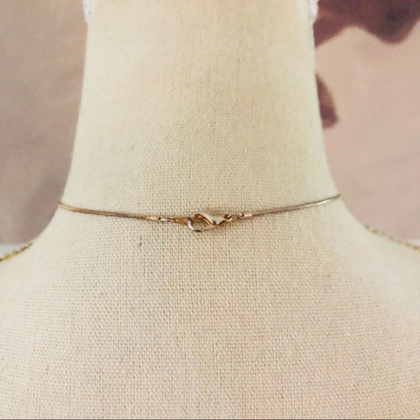 Vintage Vintage 90s gold square rhinestone pendant necklace Size ONE SIZE - 4 Thumbnail