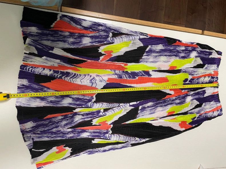 Issey Miyake Issey Miyake size:2 Blue and yellow ink-wash half skirt Size 22" - 6 Thumbnail