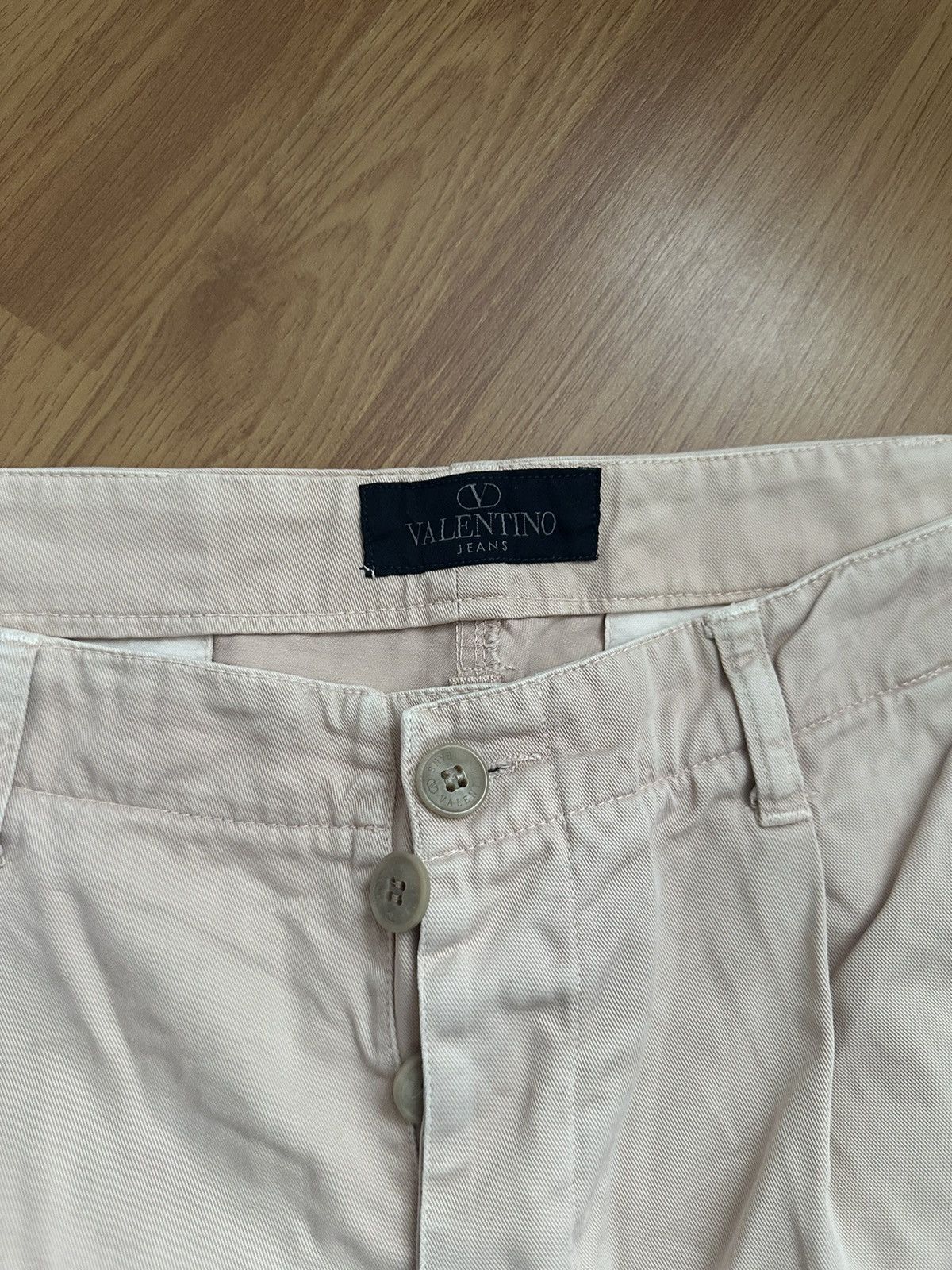 Valentino Cargo shorts VALENTINO rare Size US 34 / EU 50 - 2 Thumbnail