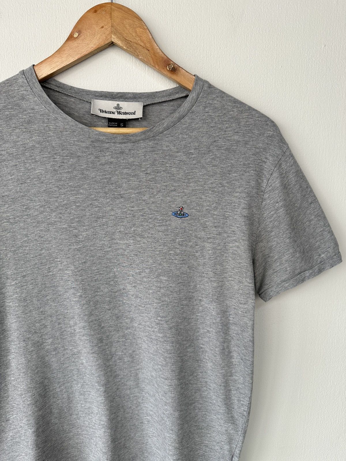 Vivienne Westwood VIVIENNE WESTWOOD Orb Logo Gray T-Shirt Men’s Size S Size US S / EU 44-46 / 1 - 3 Thumbnail