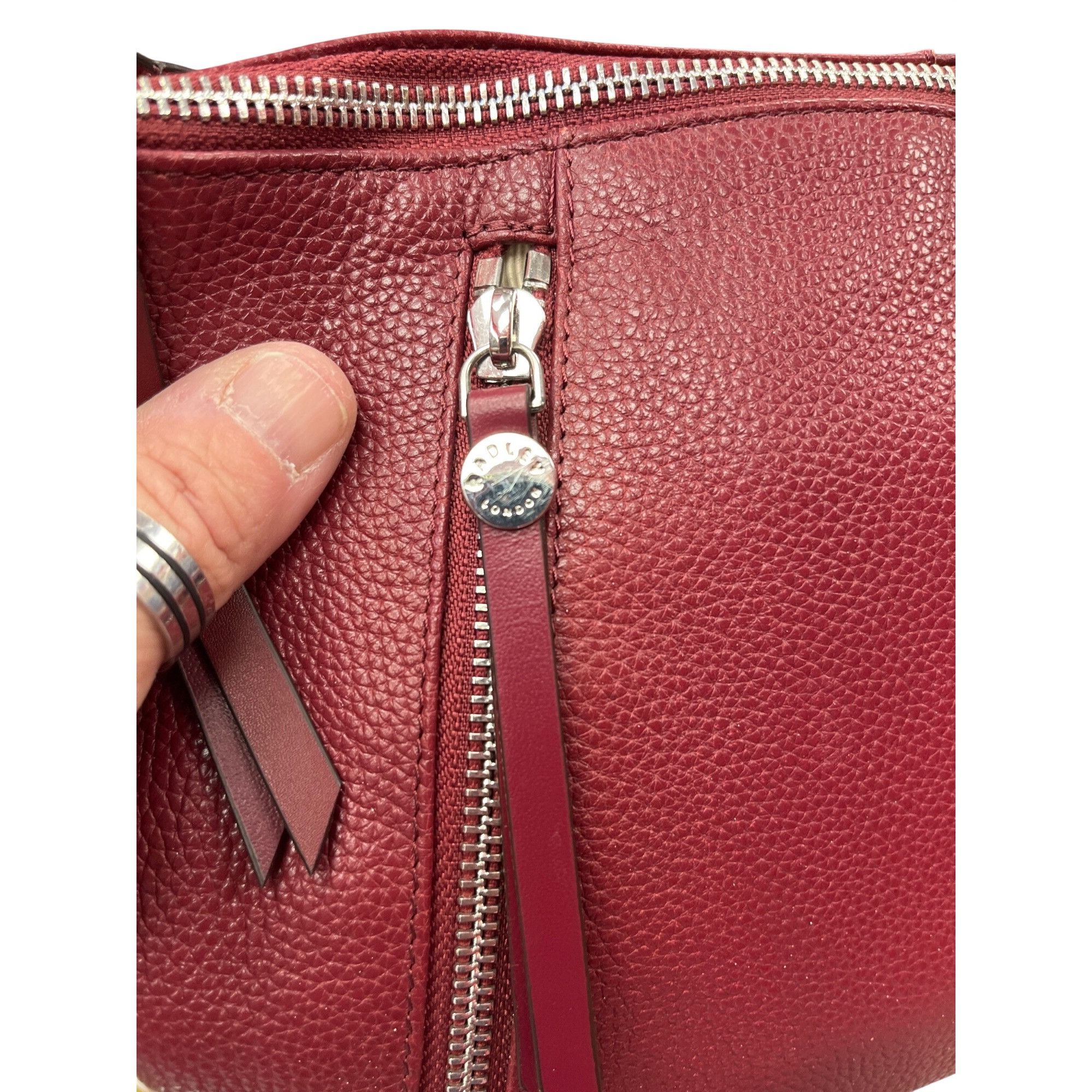 Other Radley London wms maroon silver leather shoulder handbag SKU Size ONE SIZE - 2 Thumbnail