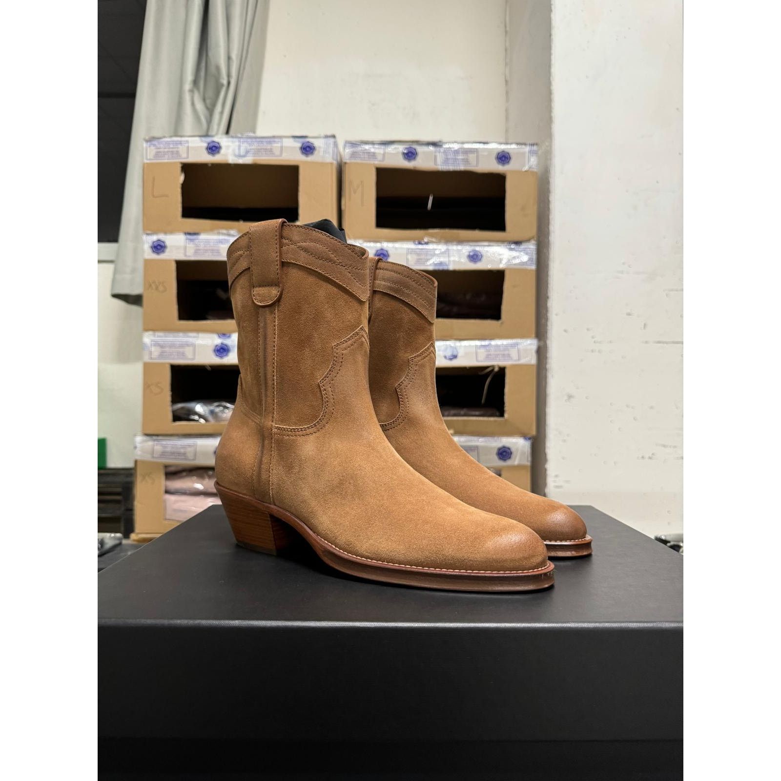 Saint Laurent Paris o1alsimx924 Q:3 / 669290 Suede Bootie in Brown 40 Size US 7 / EU 40 - 12 Thumbnail