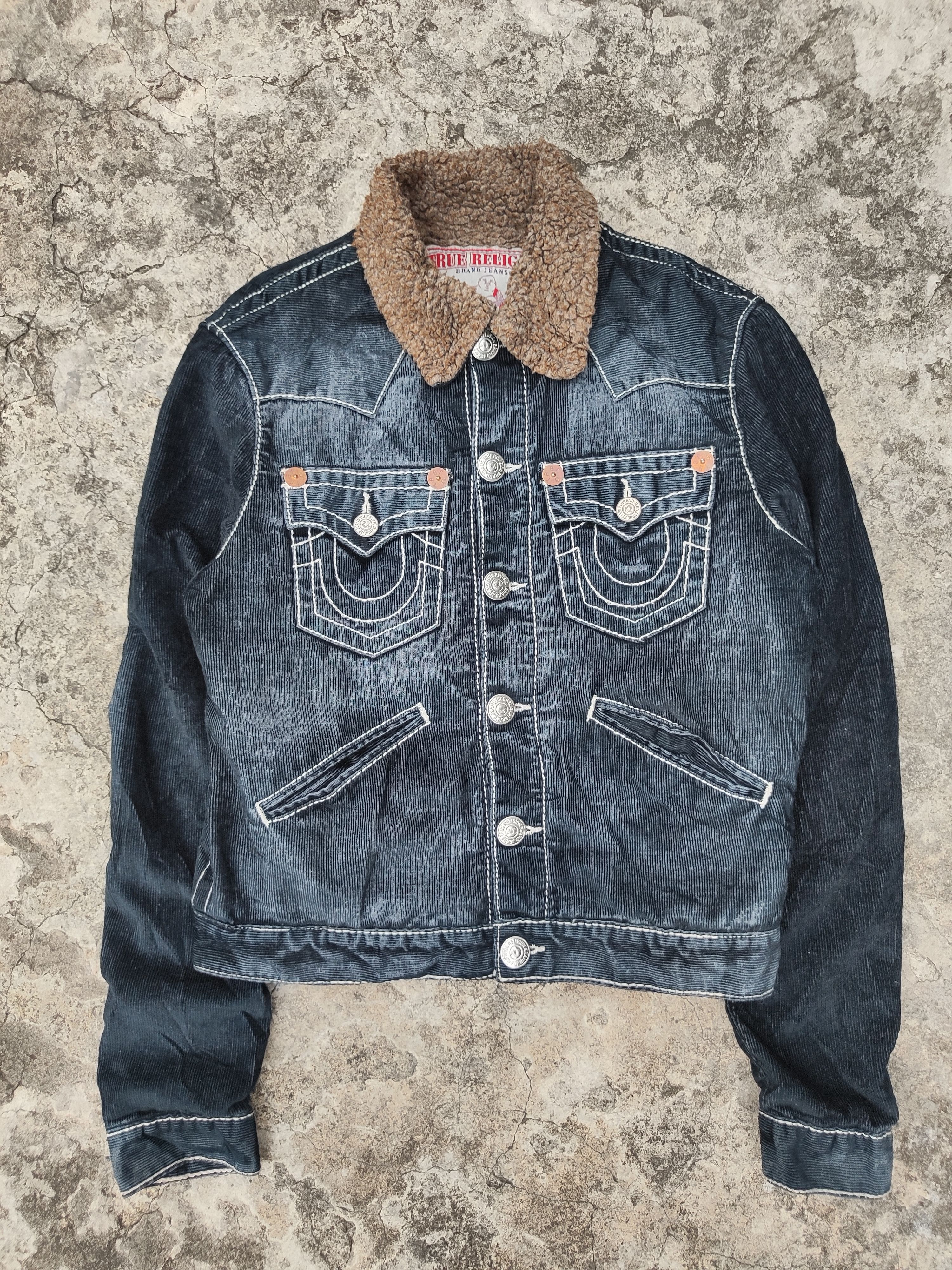 True Religion True Religion Sherpa Jimmy Big T | Grailed