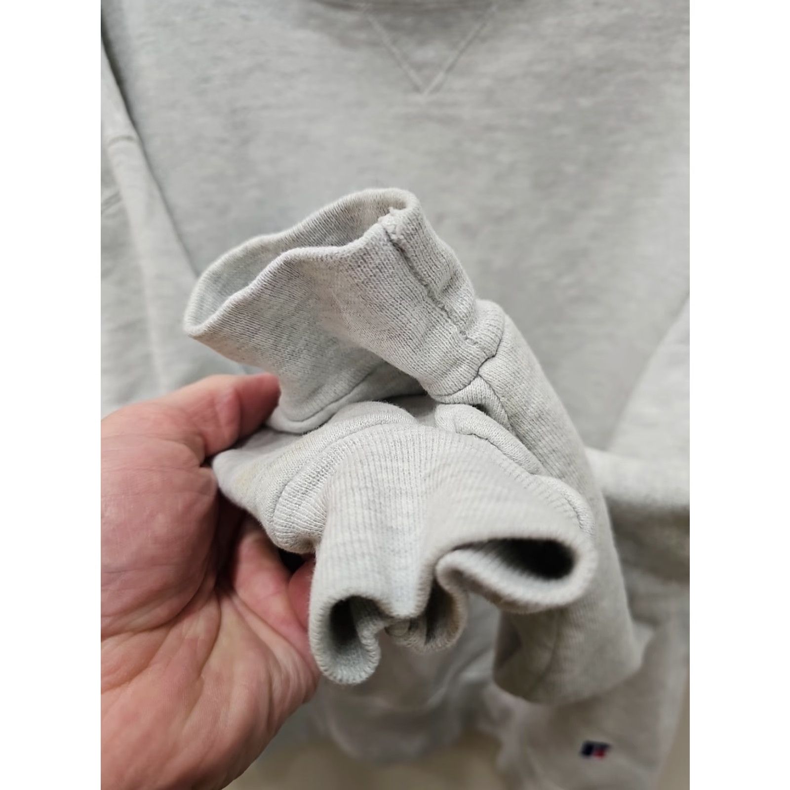 Russell Athletic VINTAGE Russell Athletic Sweatshirt Men XL Gray Crewneck 80s 90s All Seasons Heavyweight Logo Pullover Mens Size US XL / EU 56 / 4 - 6 Thumbnail